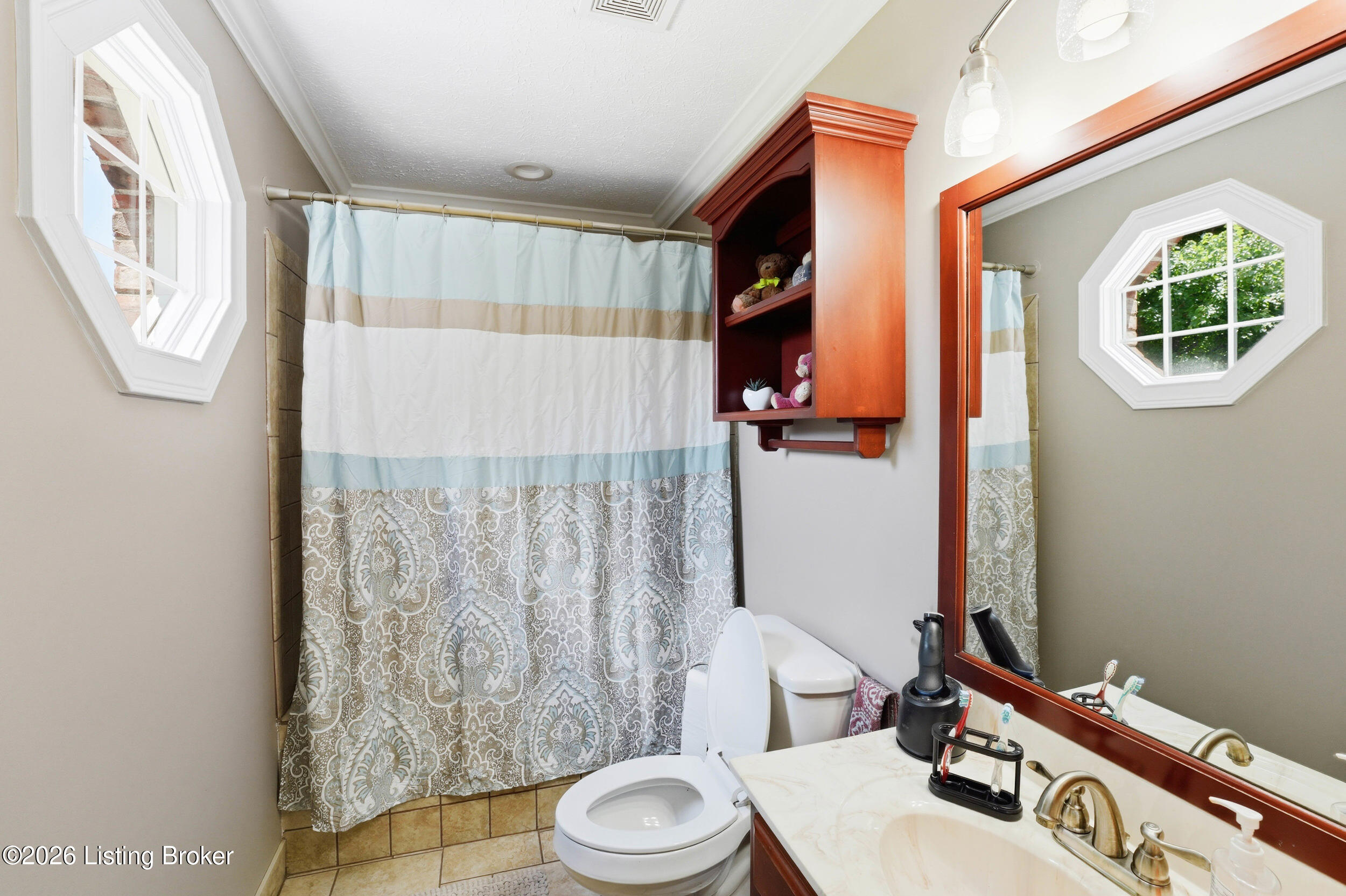 1015 Ethen Alan Dr Property Photo 22