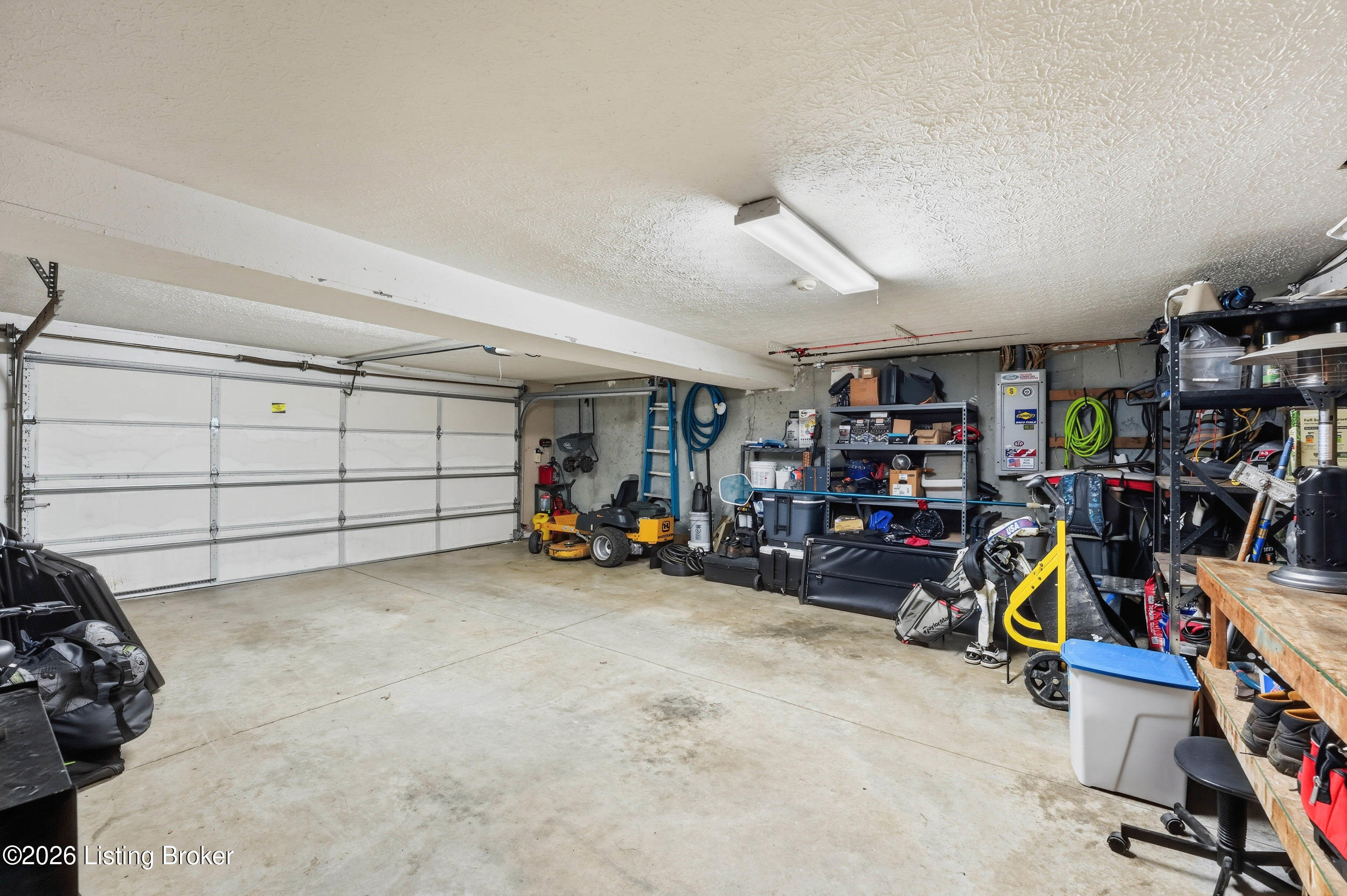 1015 Ethen Alan Dr Property Photo 40
