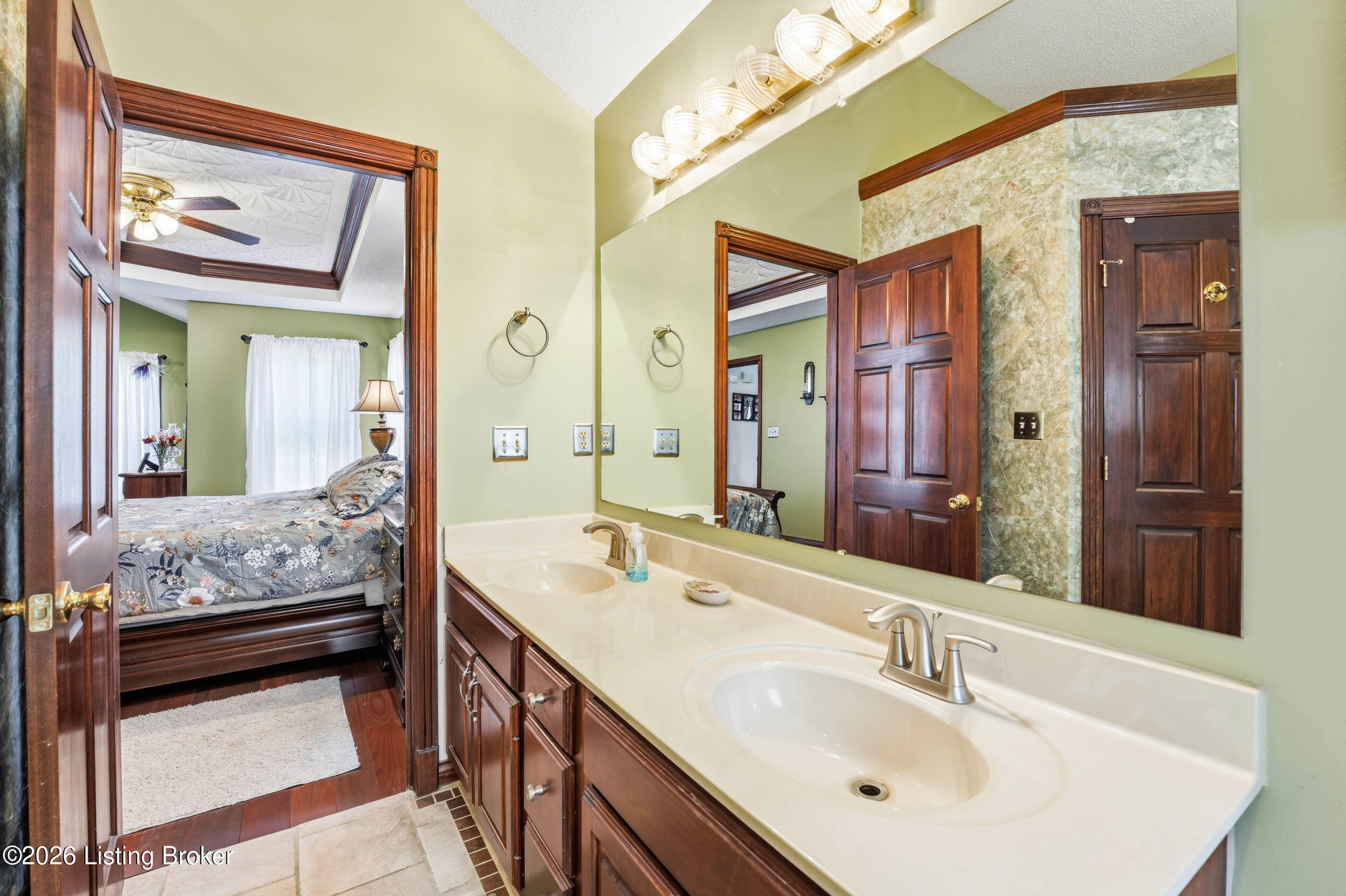 360 Aquaview Dr Property Photo 29