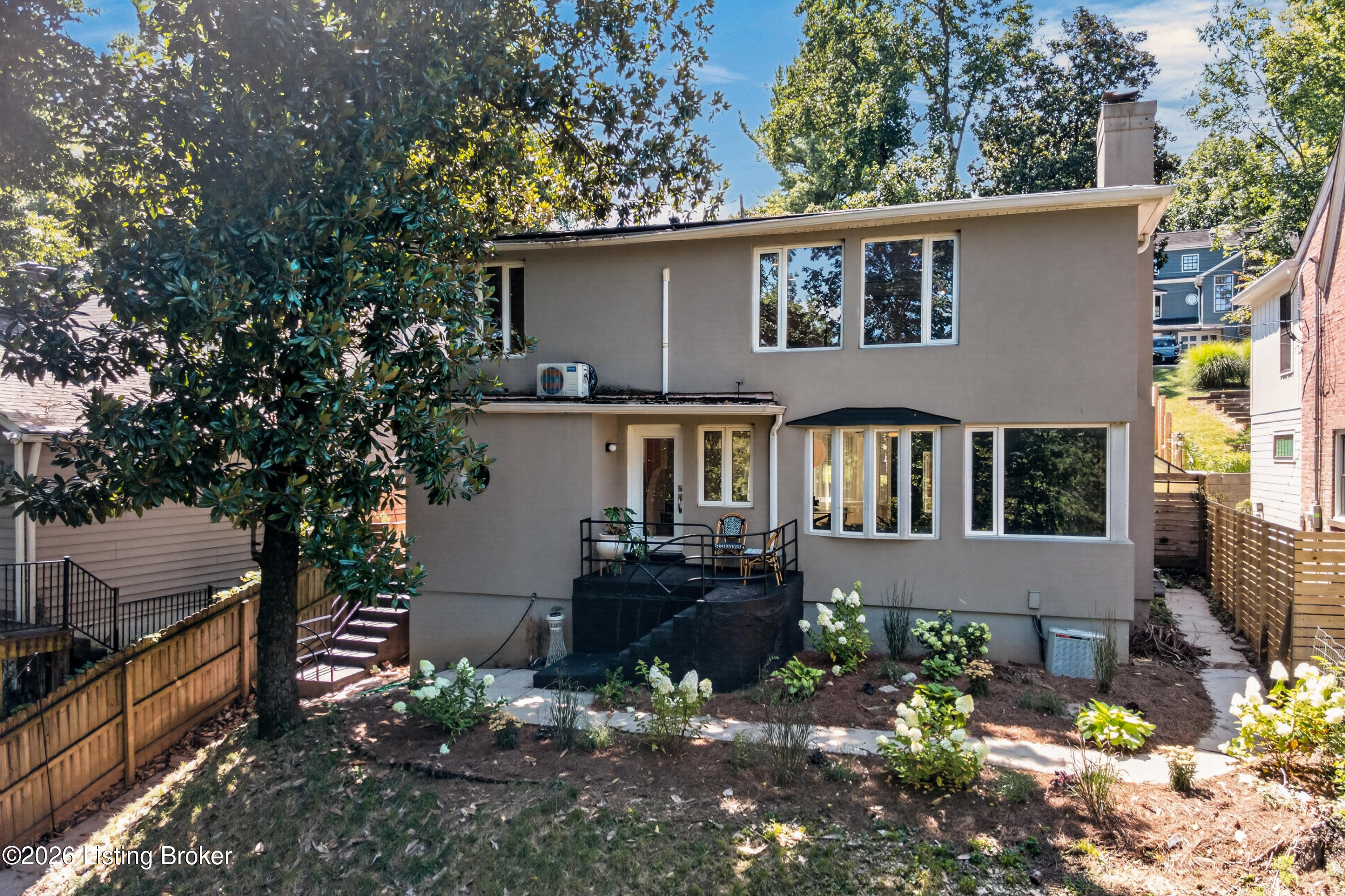 2410 Cross Hill Rd Property Photo 1
