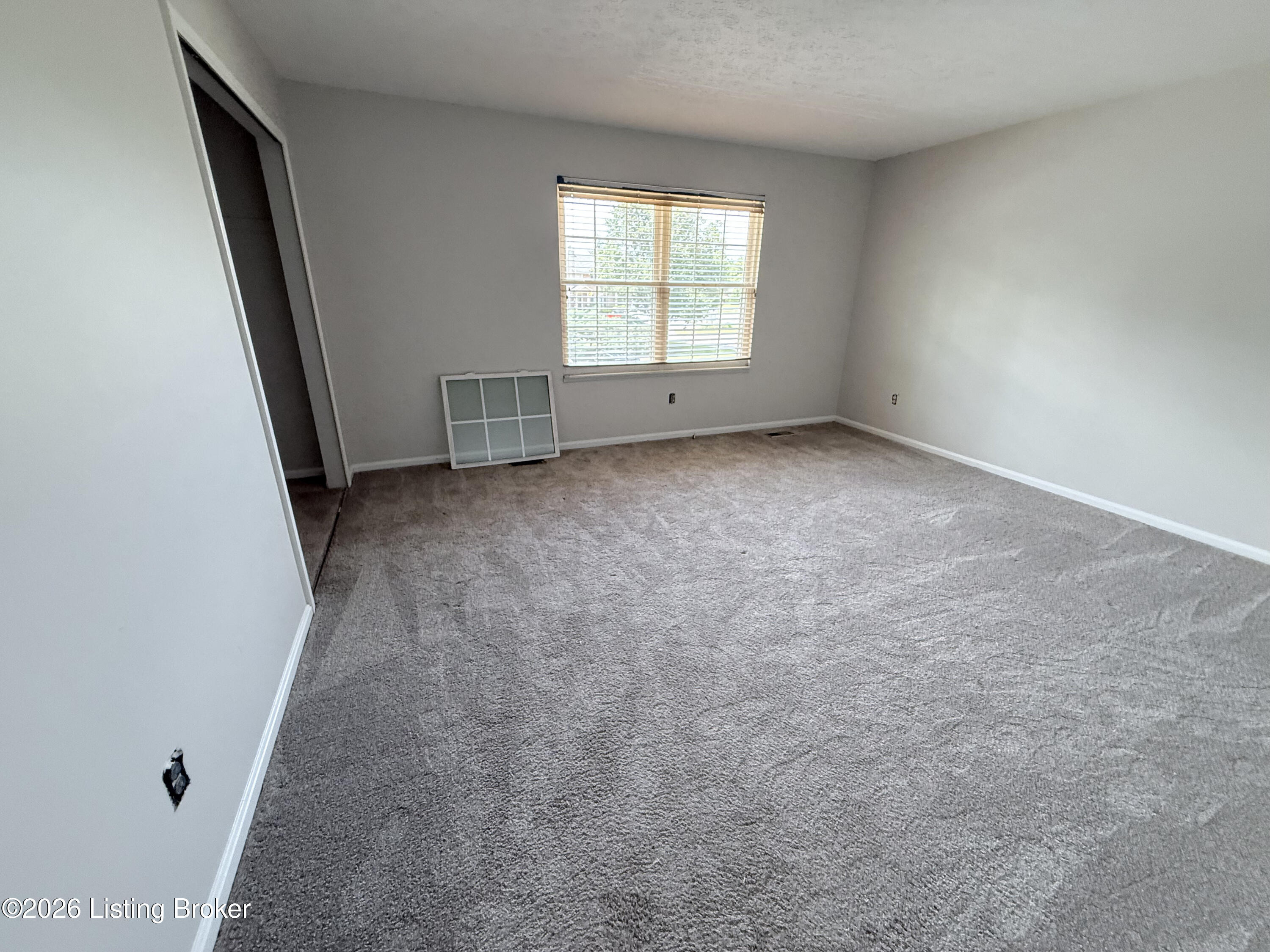 8606 Birch Ct Property Photo 12