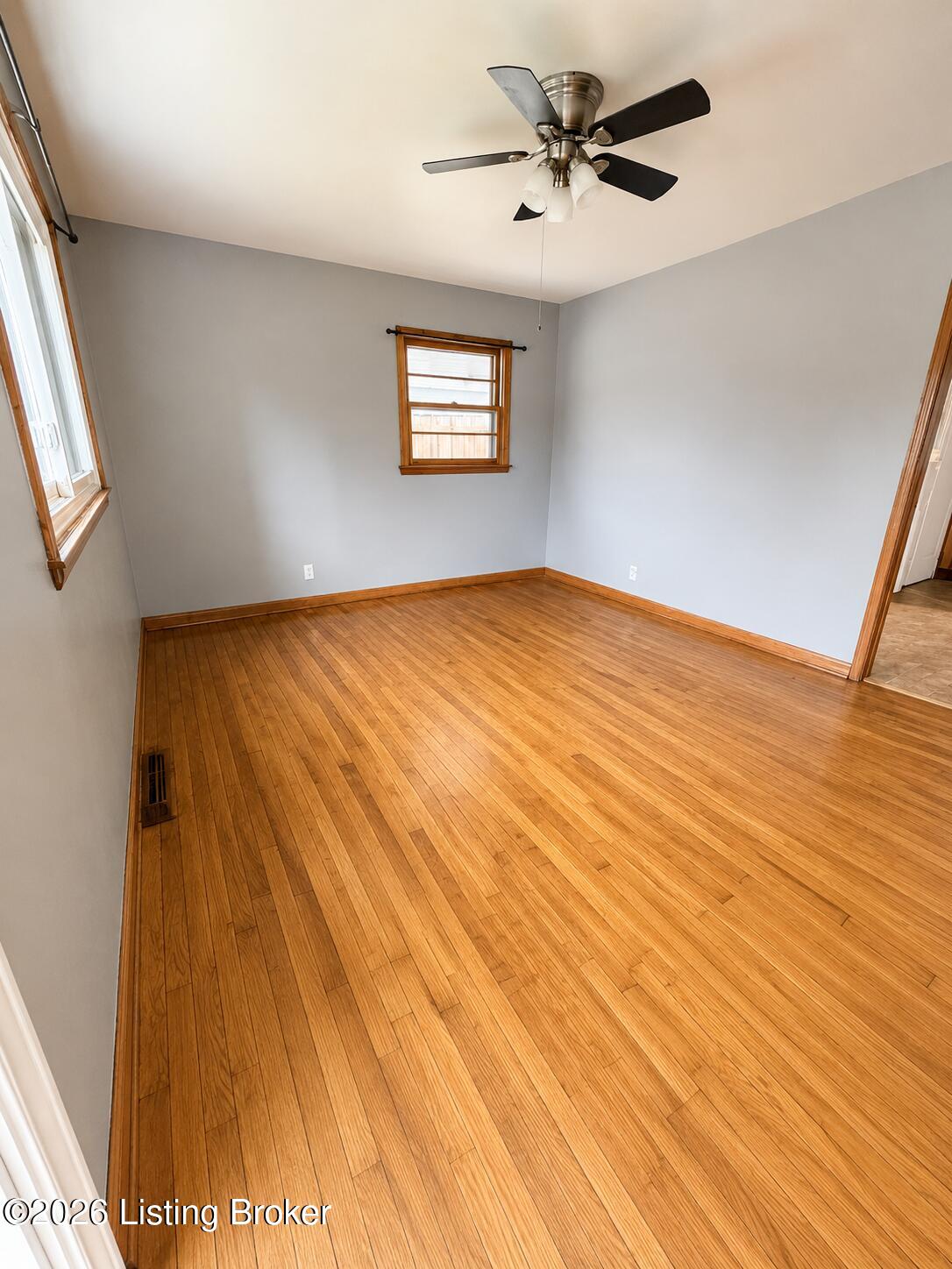 1740 Cherry Ln Property Photo 5