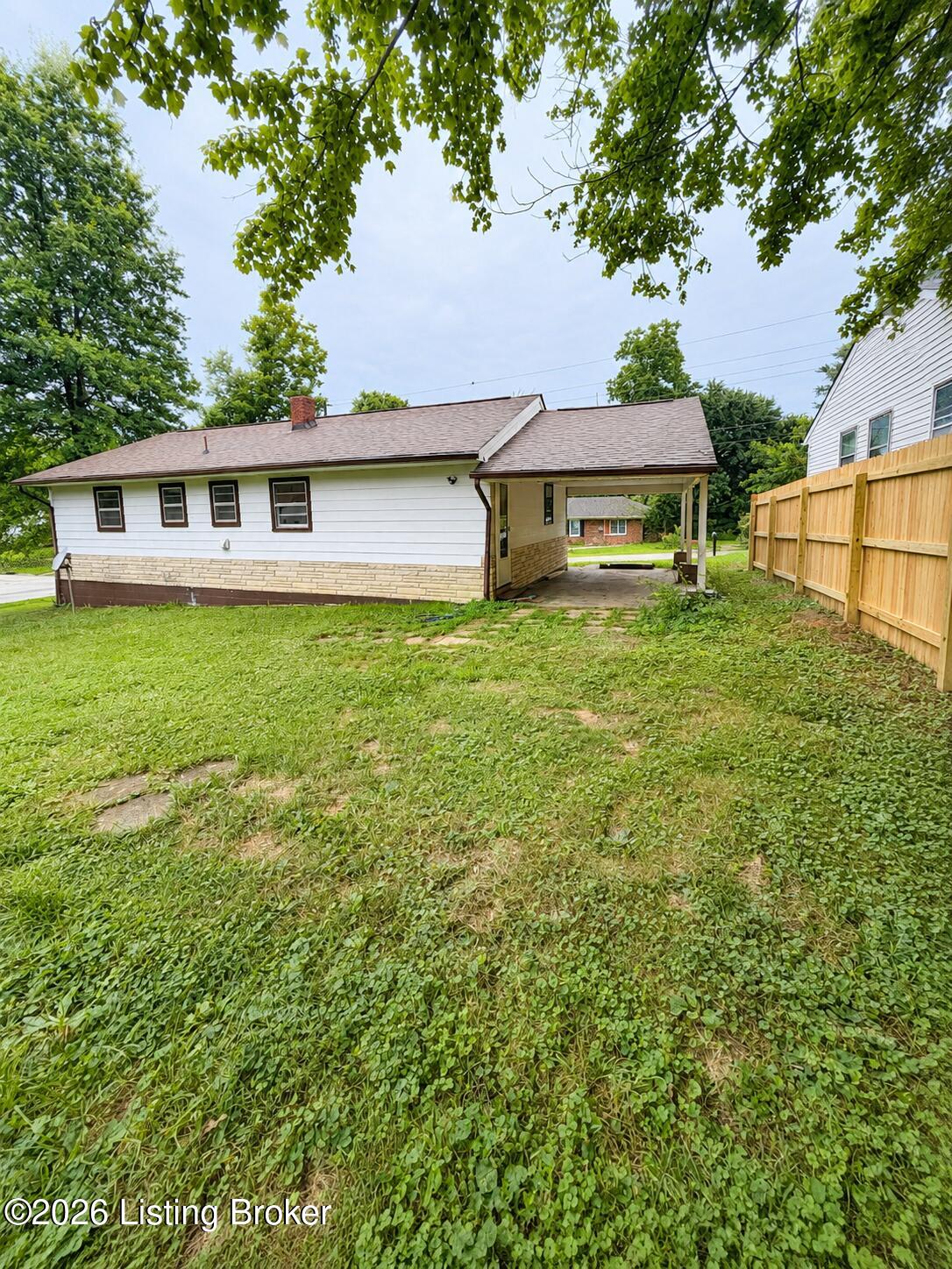1740 Cherry Ln Property Photo 24