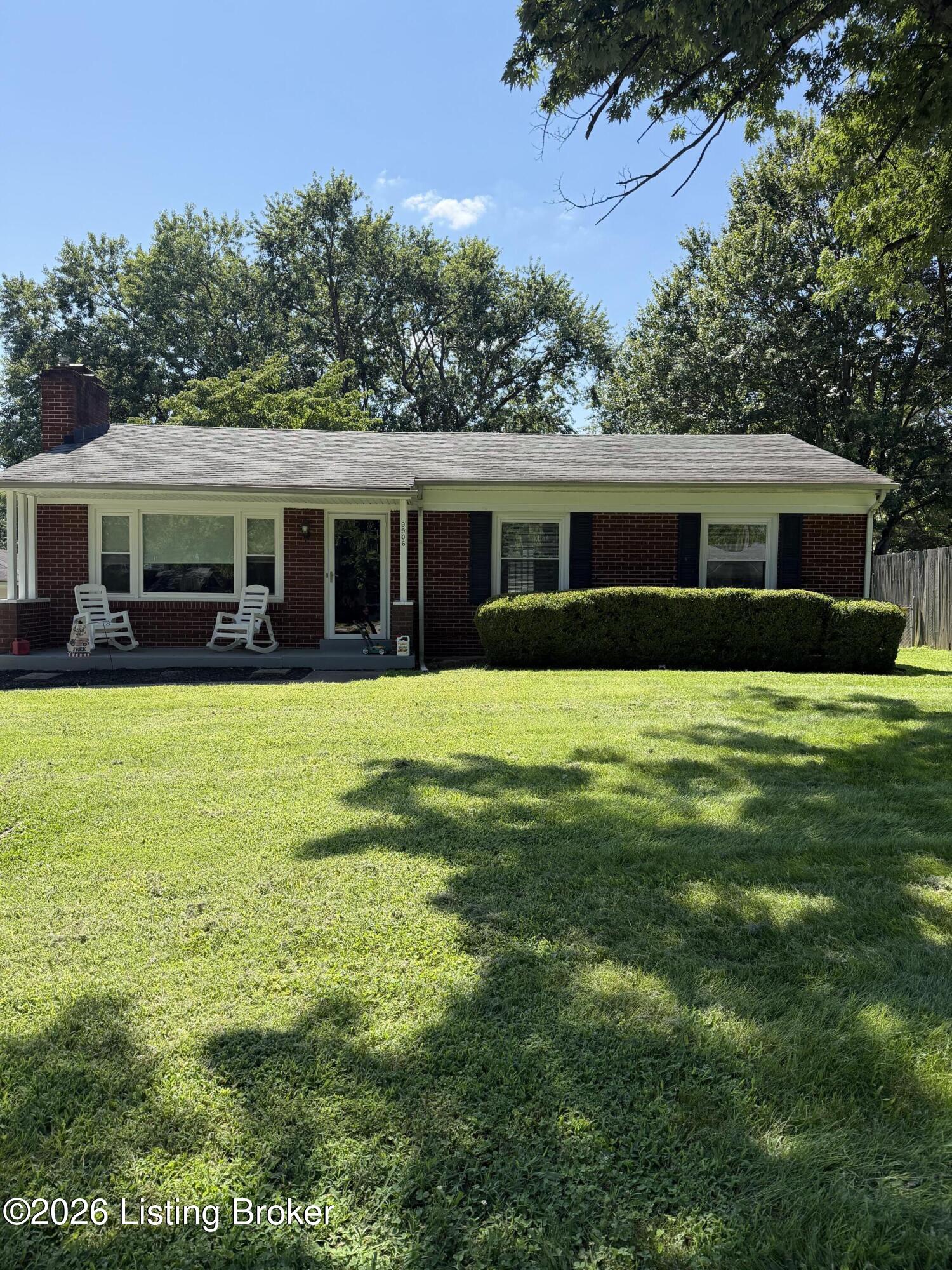 9906 Stonestreet Rd Property Photo 3
