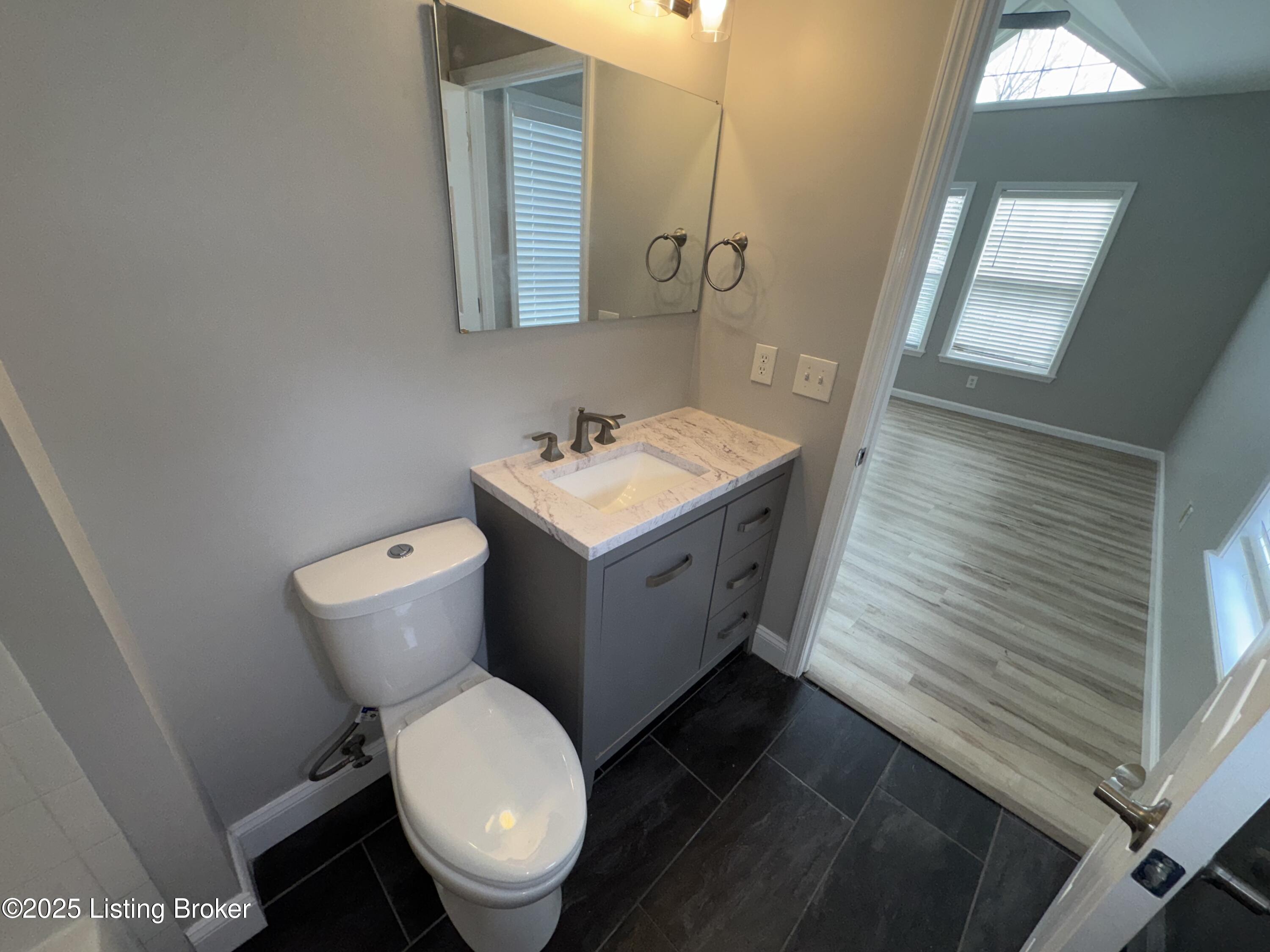 1130 Westlynne Pl 8 Property Photo 17