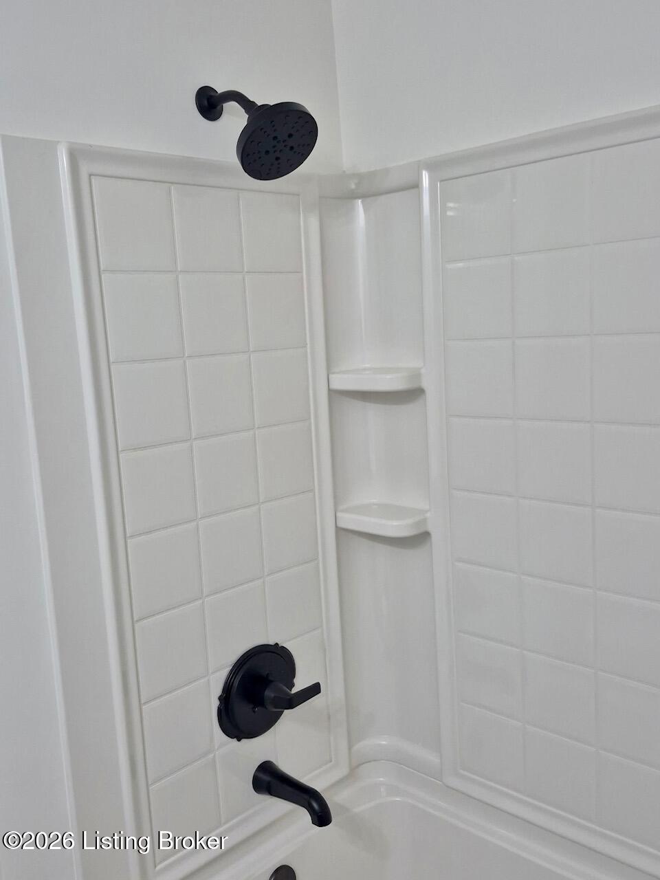 10207 Caven Ave Property Photo 5