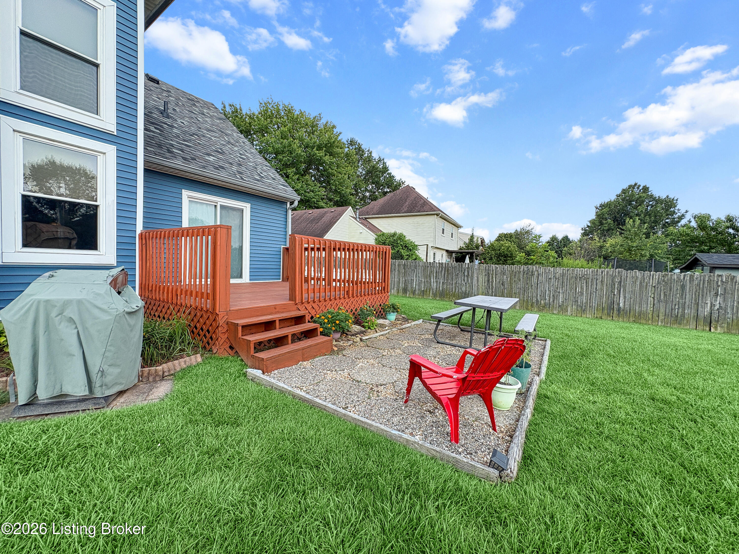181 Spring Lake Ct Property Photo 3