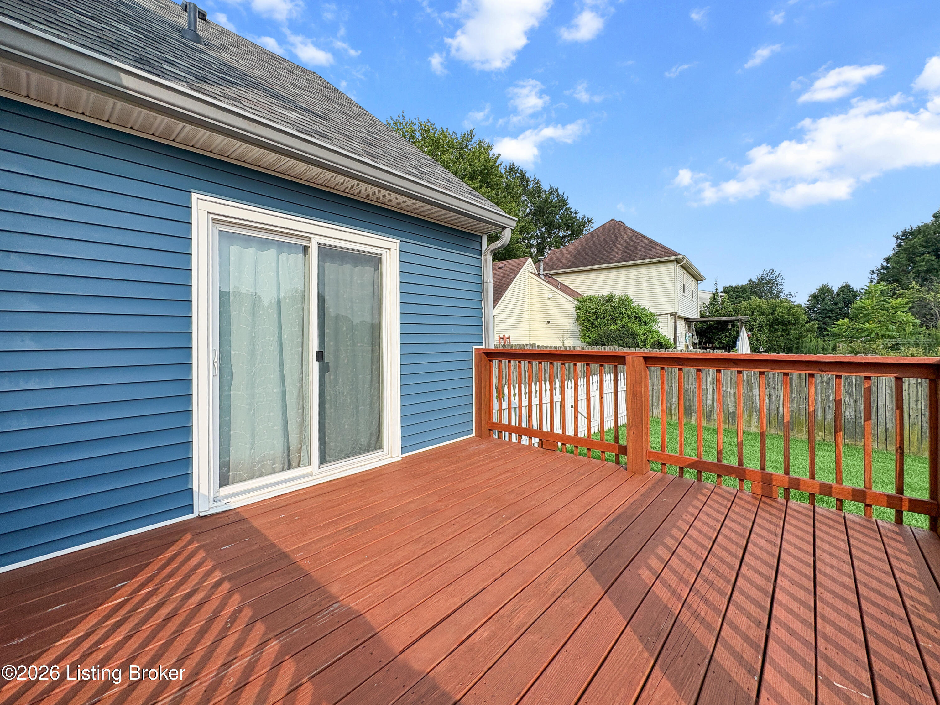 181 Spring Lake Ct Property Photo 4