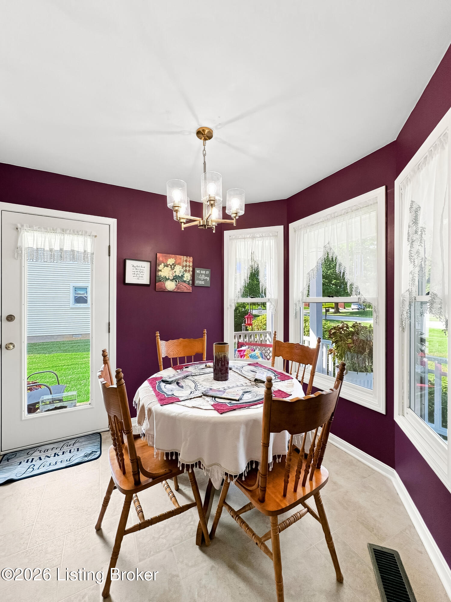 181 Spring Lake Ct Property Photo 14