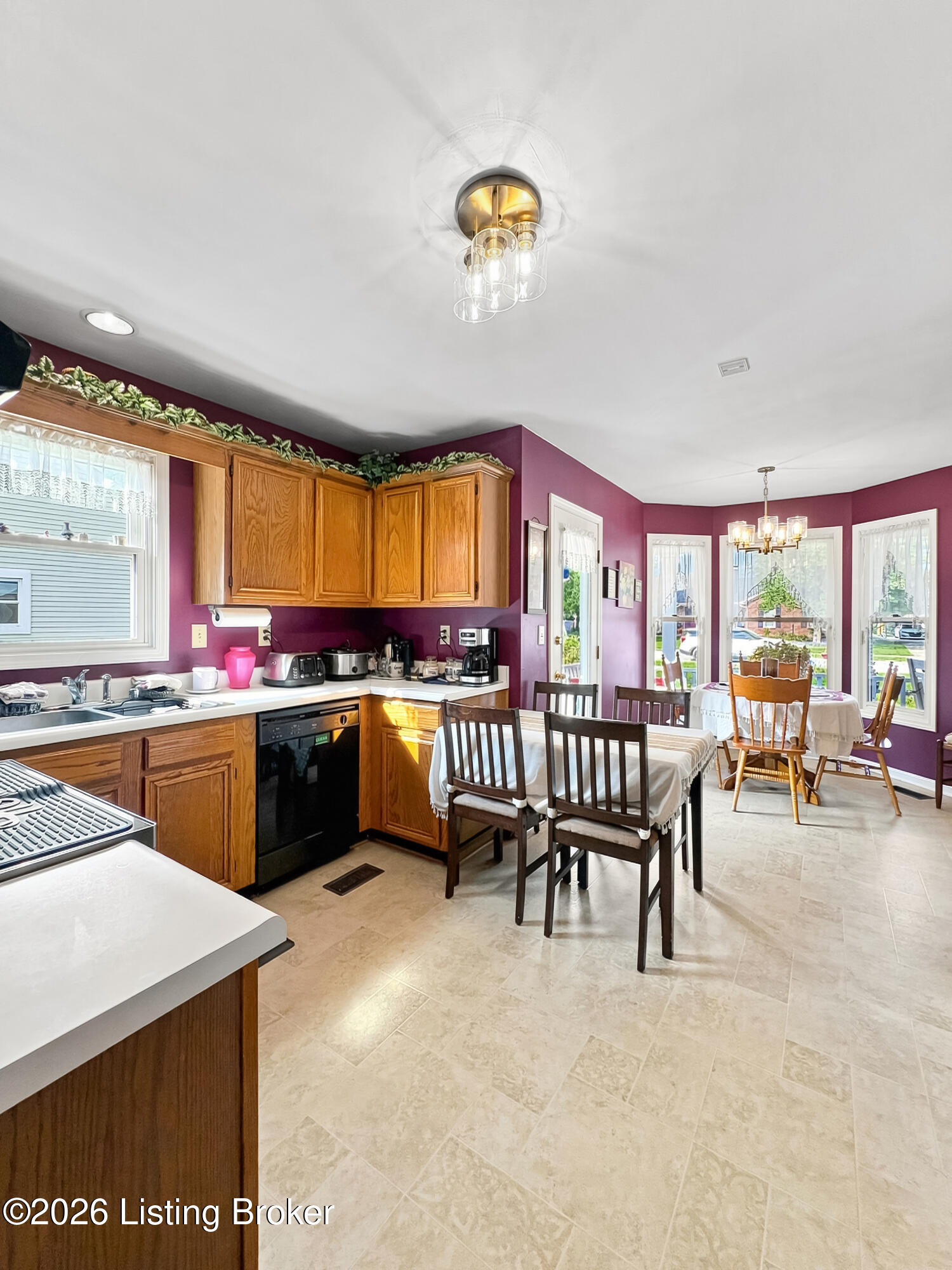 181 Spring Lake Ct Property Photo 17
