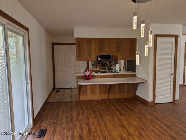 1004 Creek Pointe Dr Property Photo 8