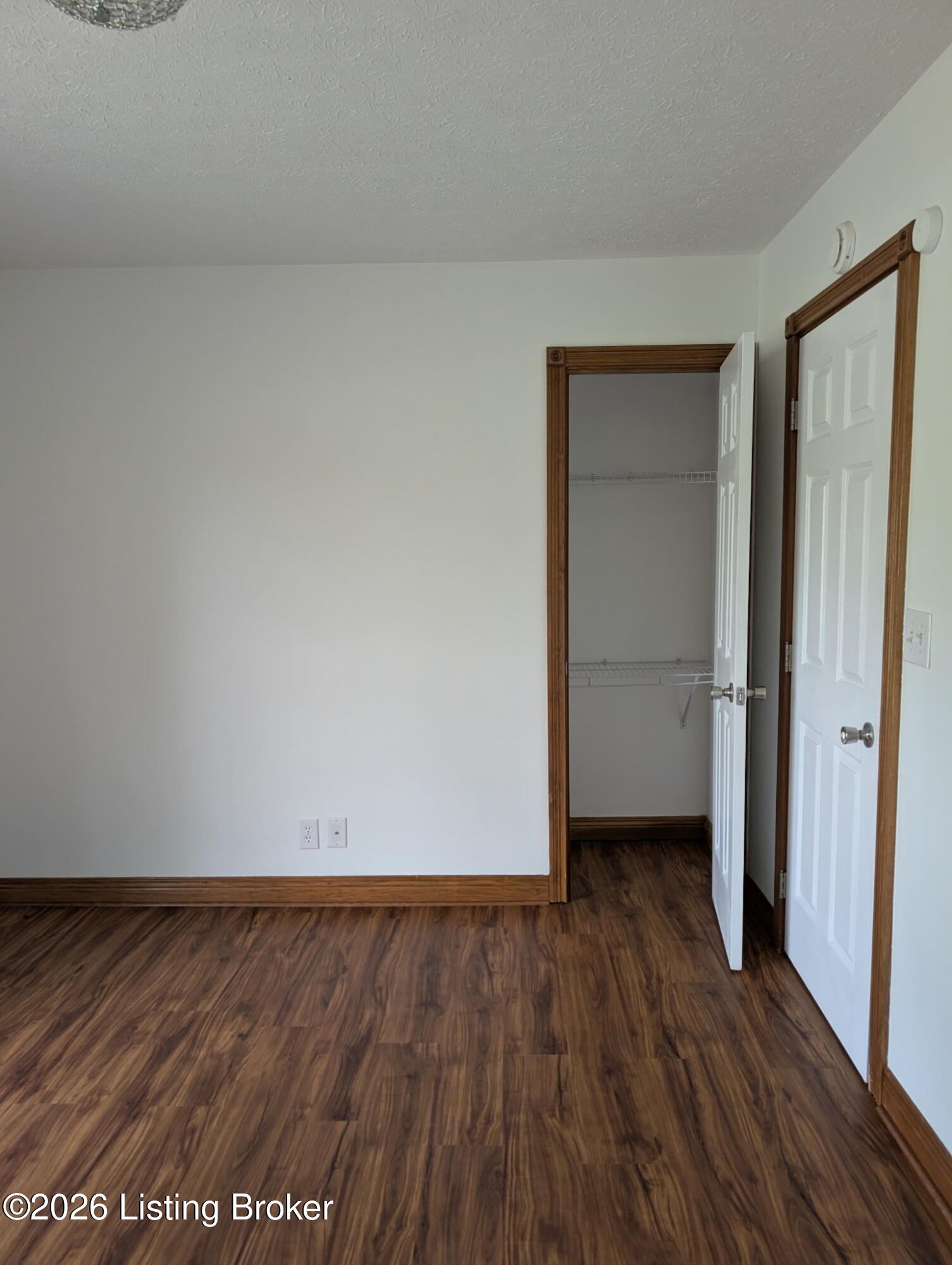 1004 Creek Pointe Dr Property Photo 11