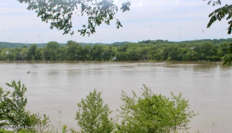 4618 River Front Dr Property Photo 6