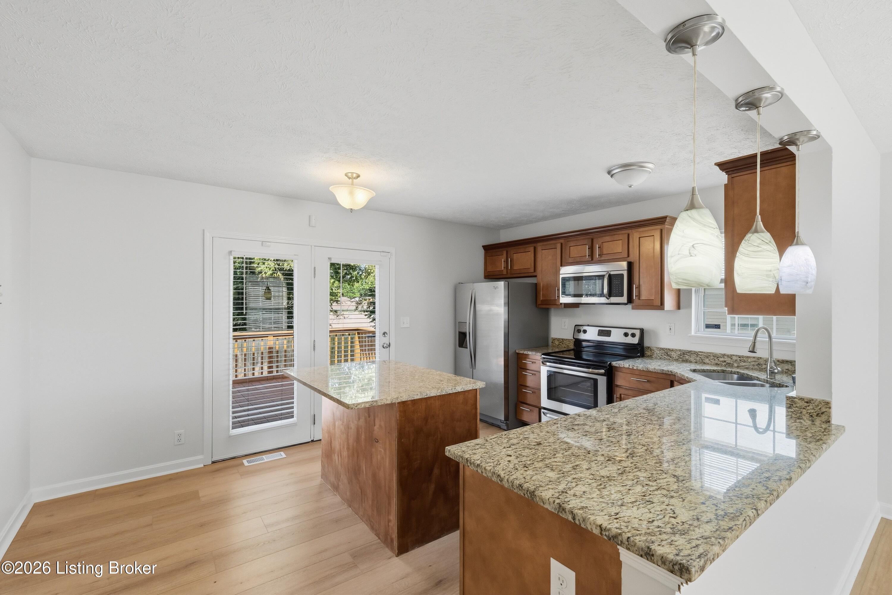 7714 Texlyn Ct Property Photo 9