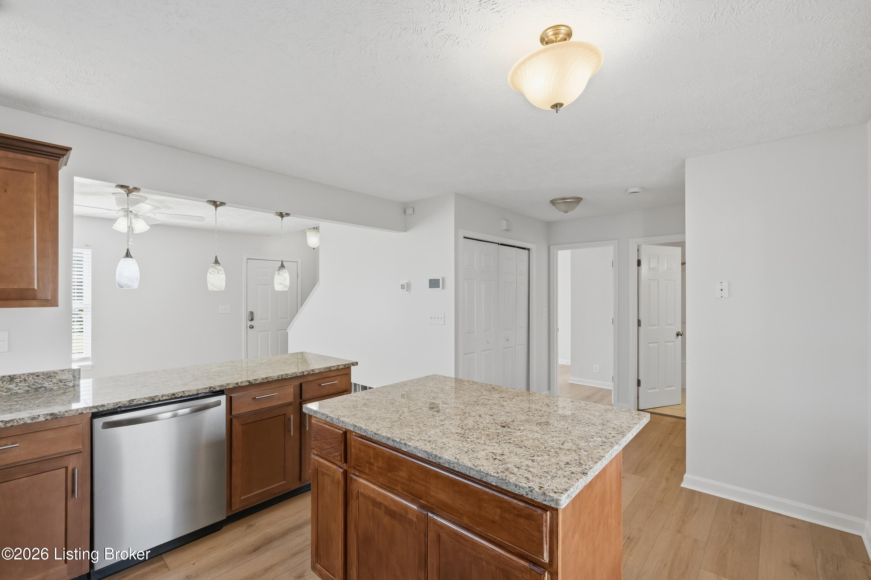 7714 Texlyn Ct Property Photo 12