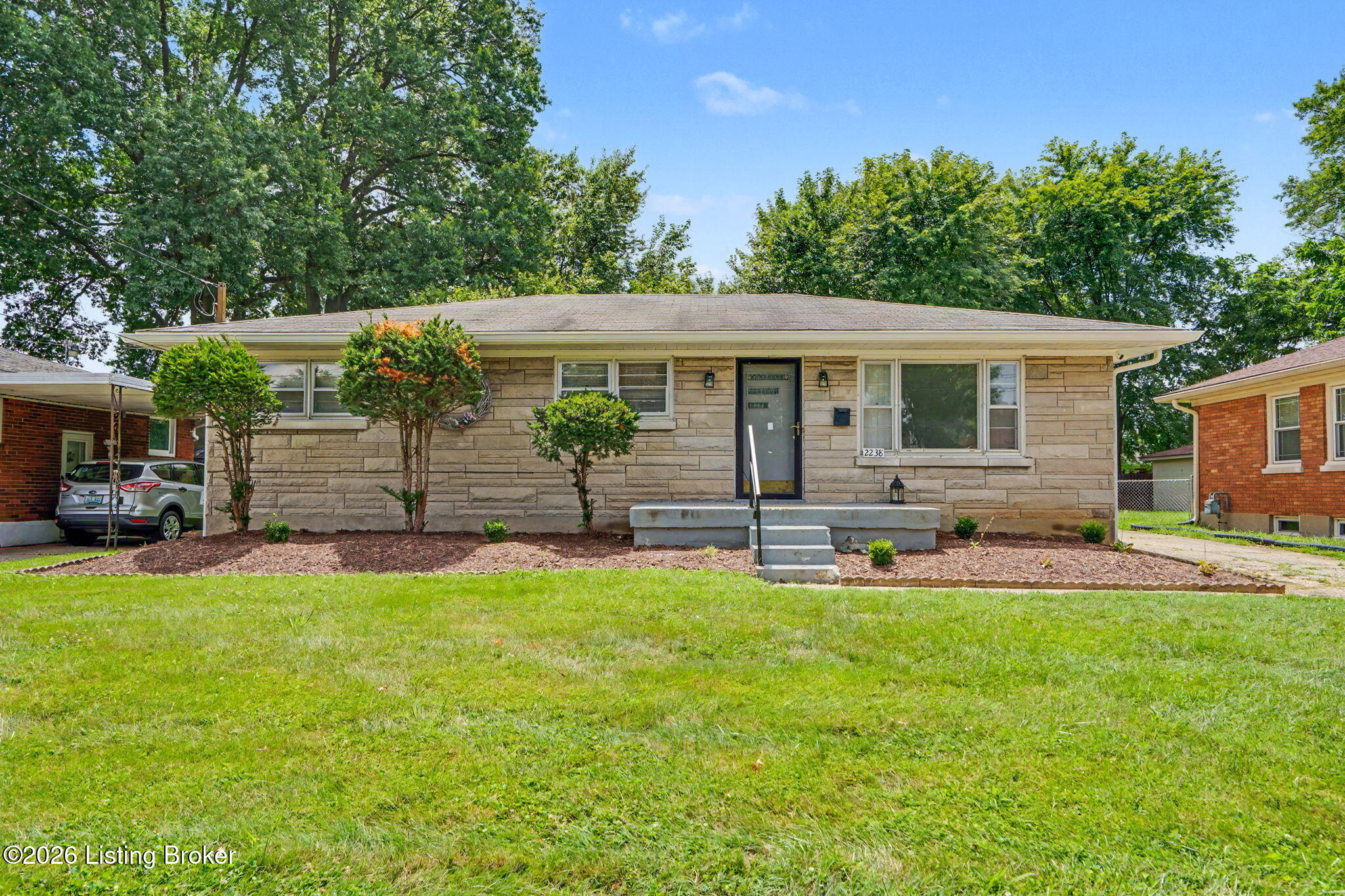2238 Amboy Dr Property Photo 33