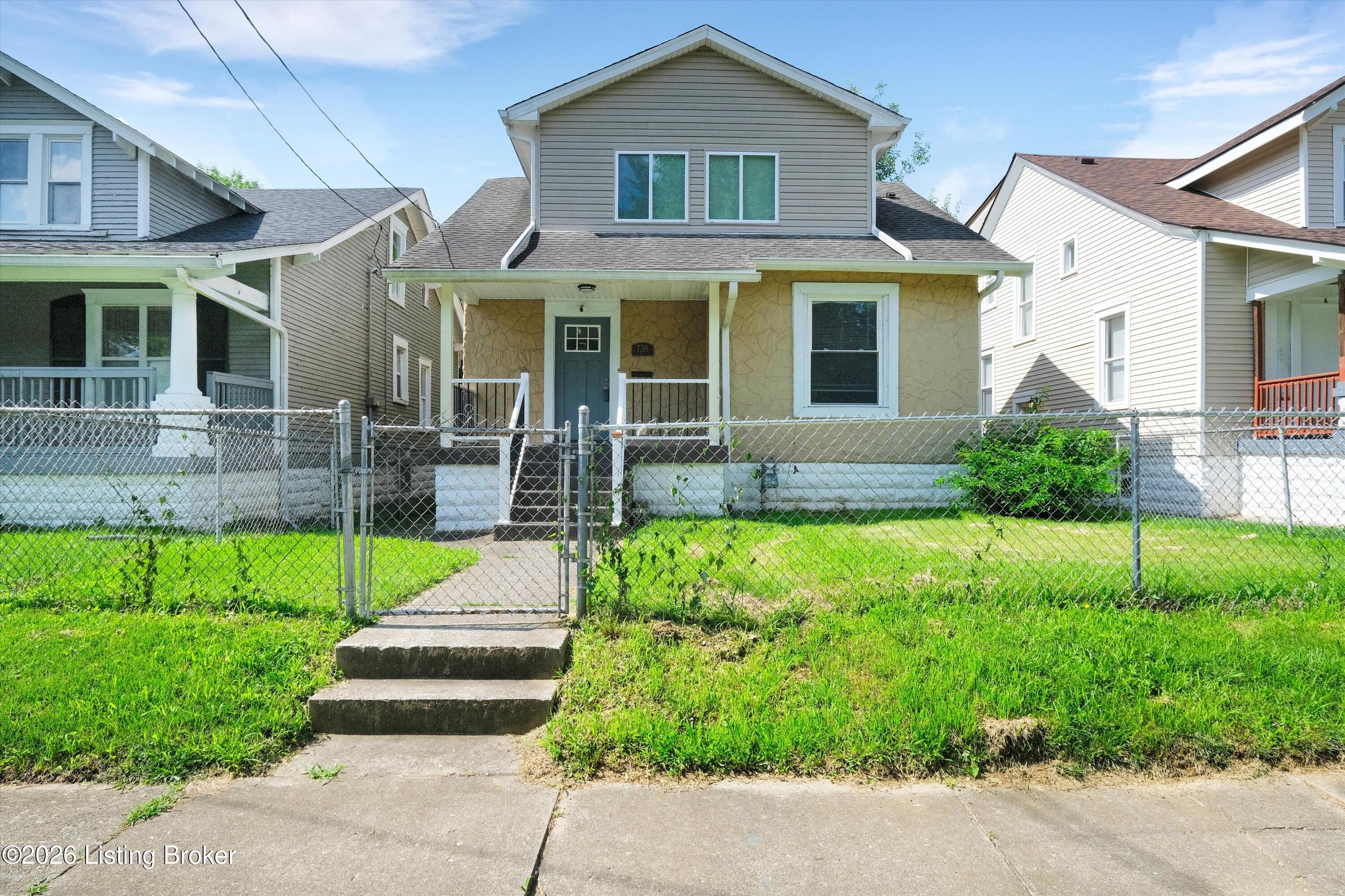 738 M St Property Photo 1