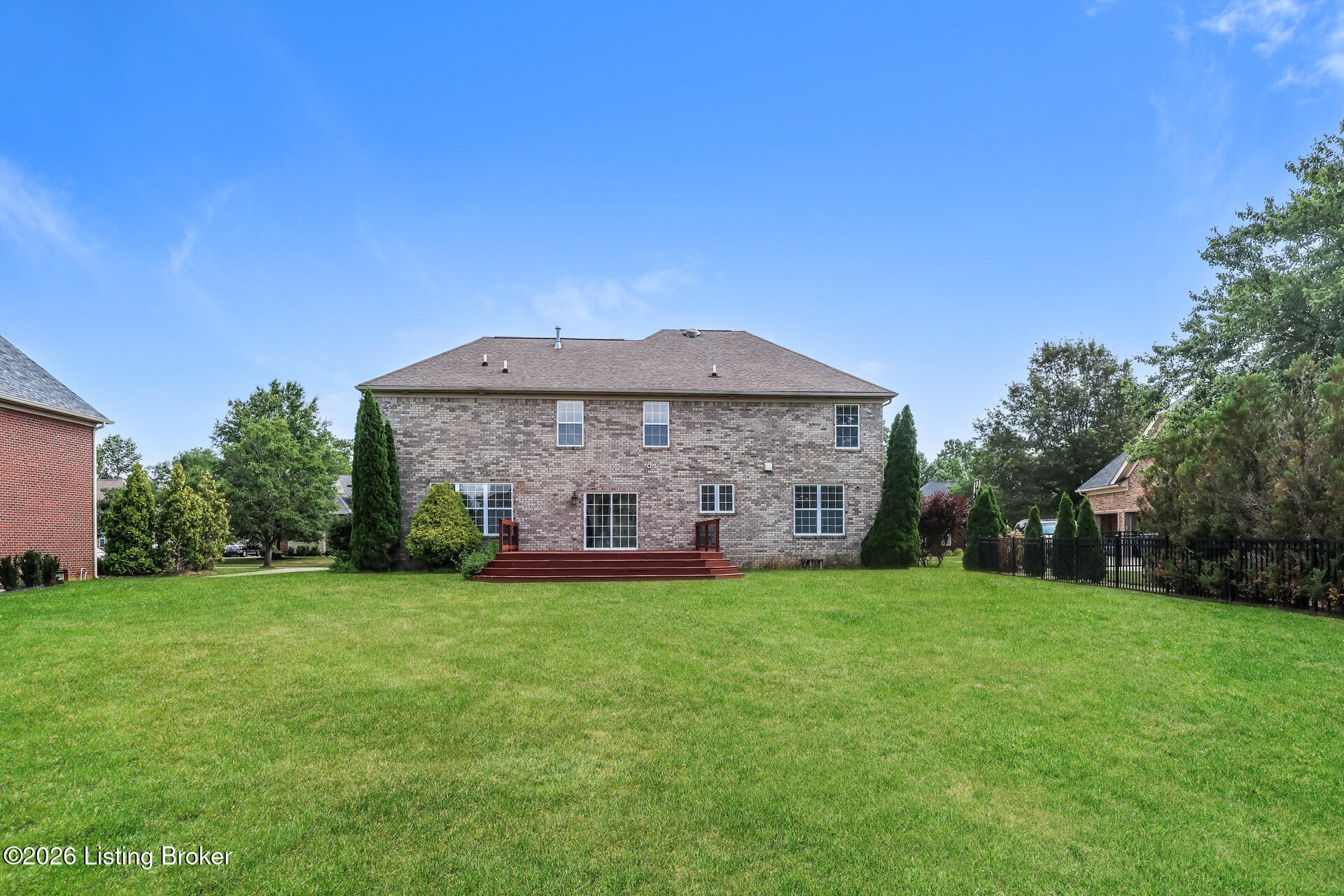 10917 Worthington Ln Property Photo 5