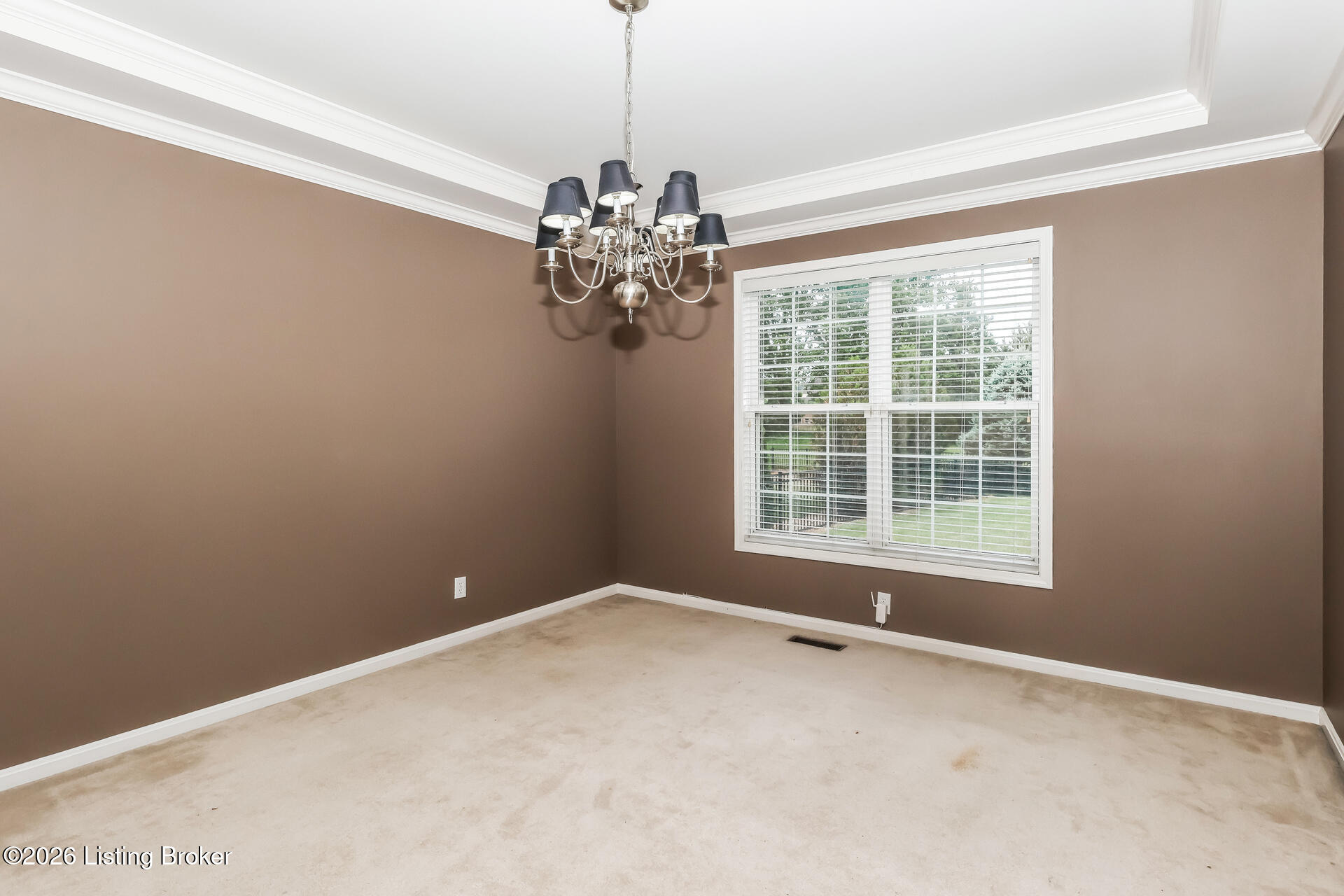 10917 Worthington Ln Property Photo 13