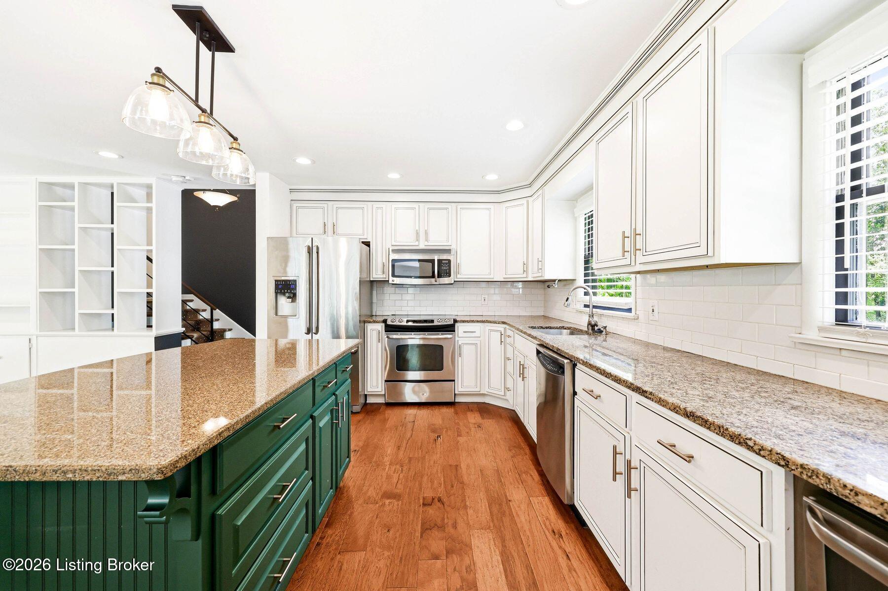 1007 Evergreen Rd Property Photo 10