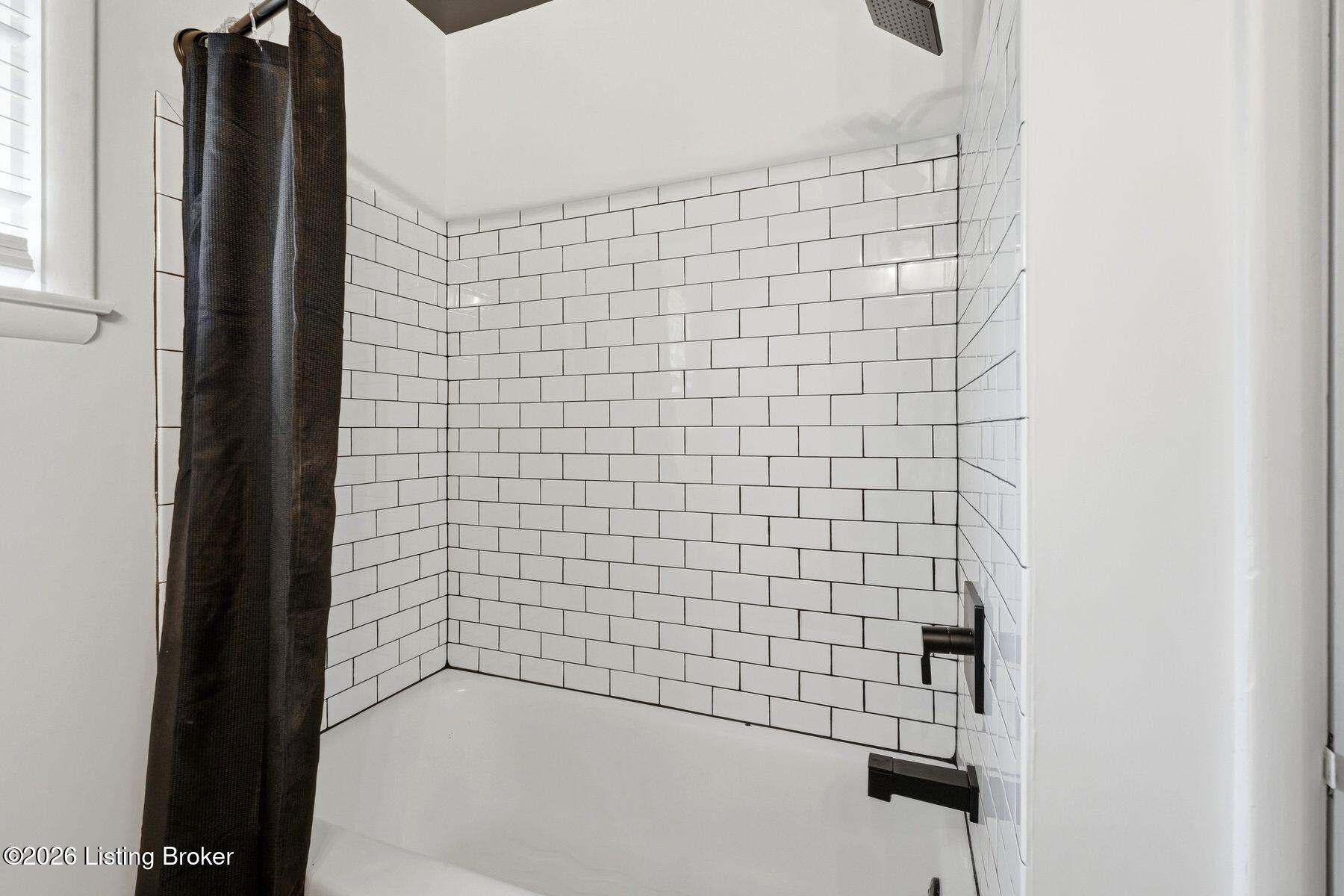 1007 Evergreen Rd Property Photo 31