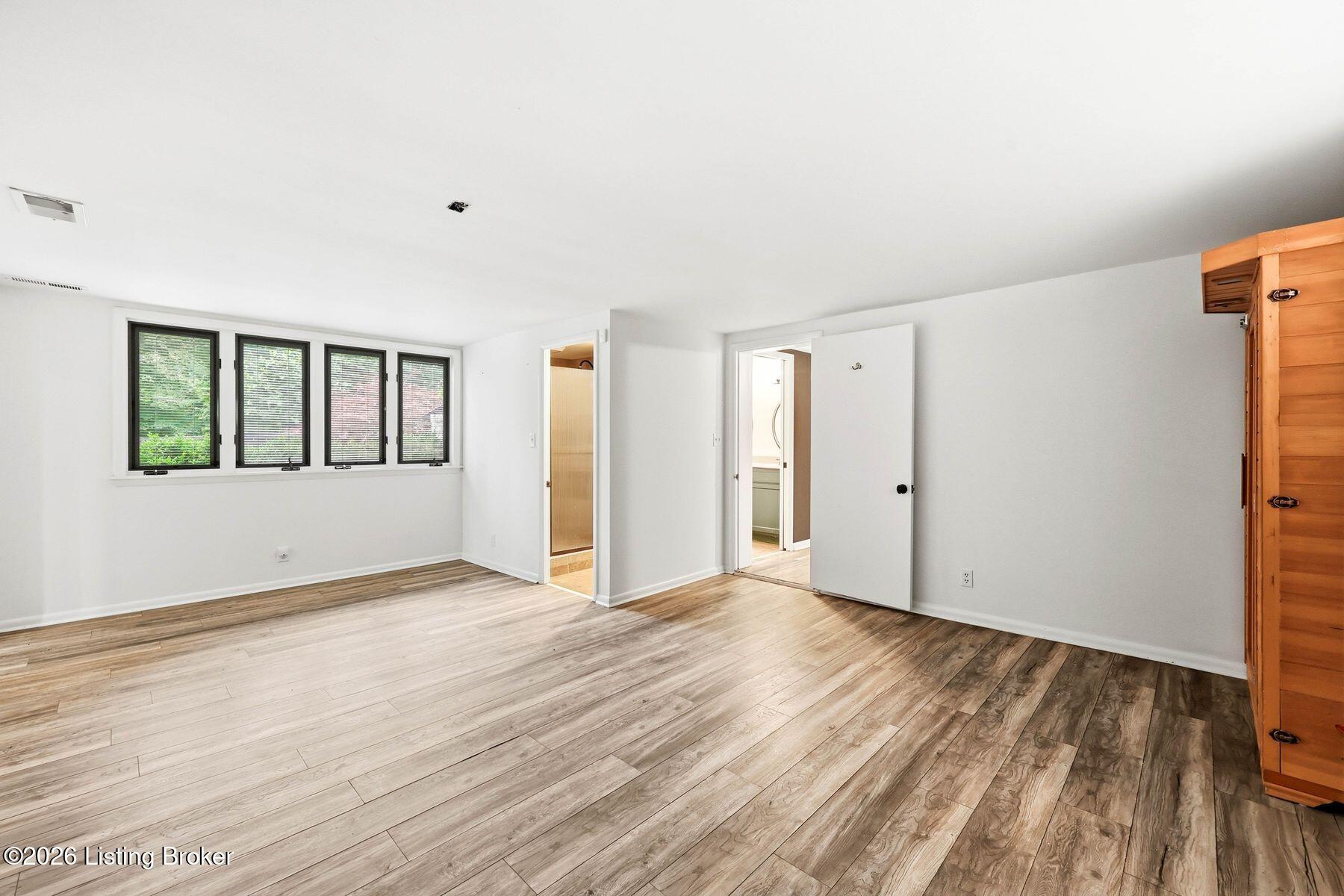 1007 Evergreen Rd Property Photo 42