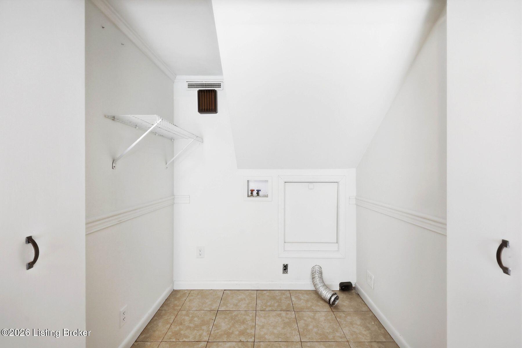 1007 Evergreen Rd Property Photo 47