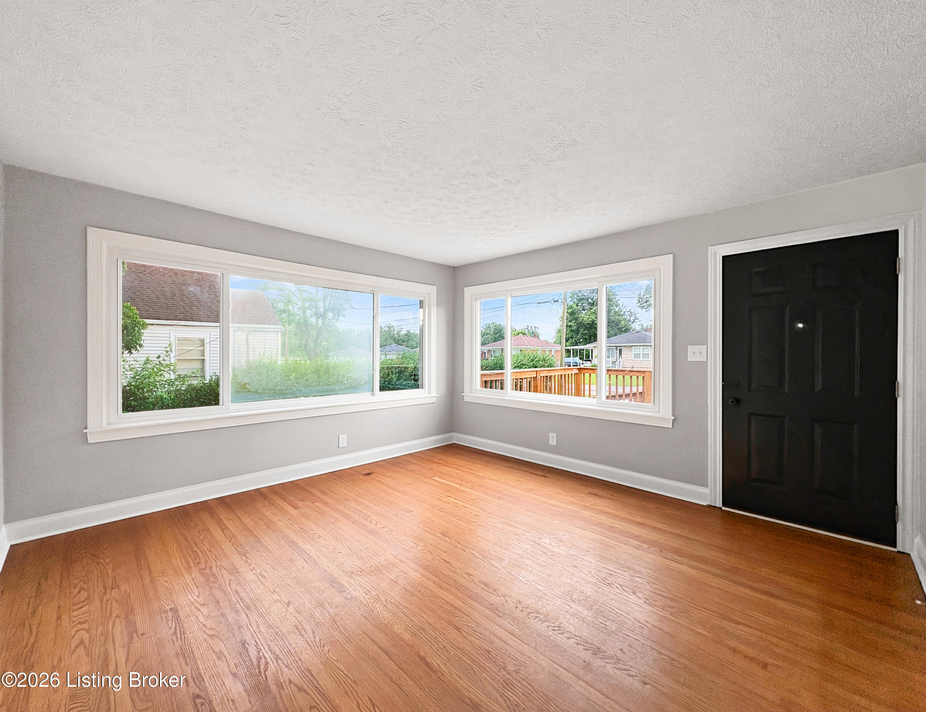6215 Fox Ave Property Photo 6