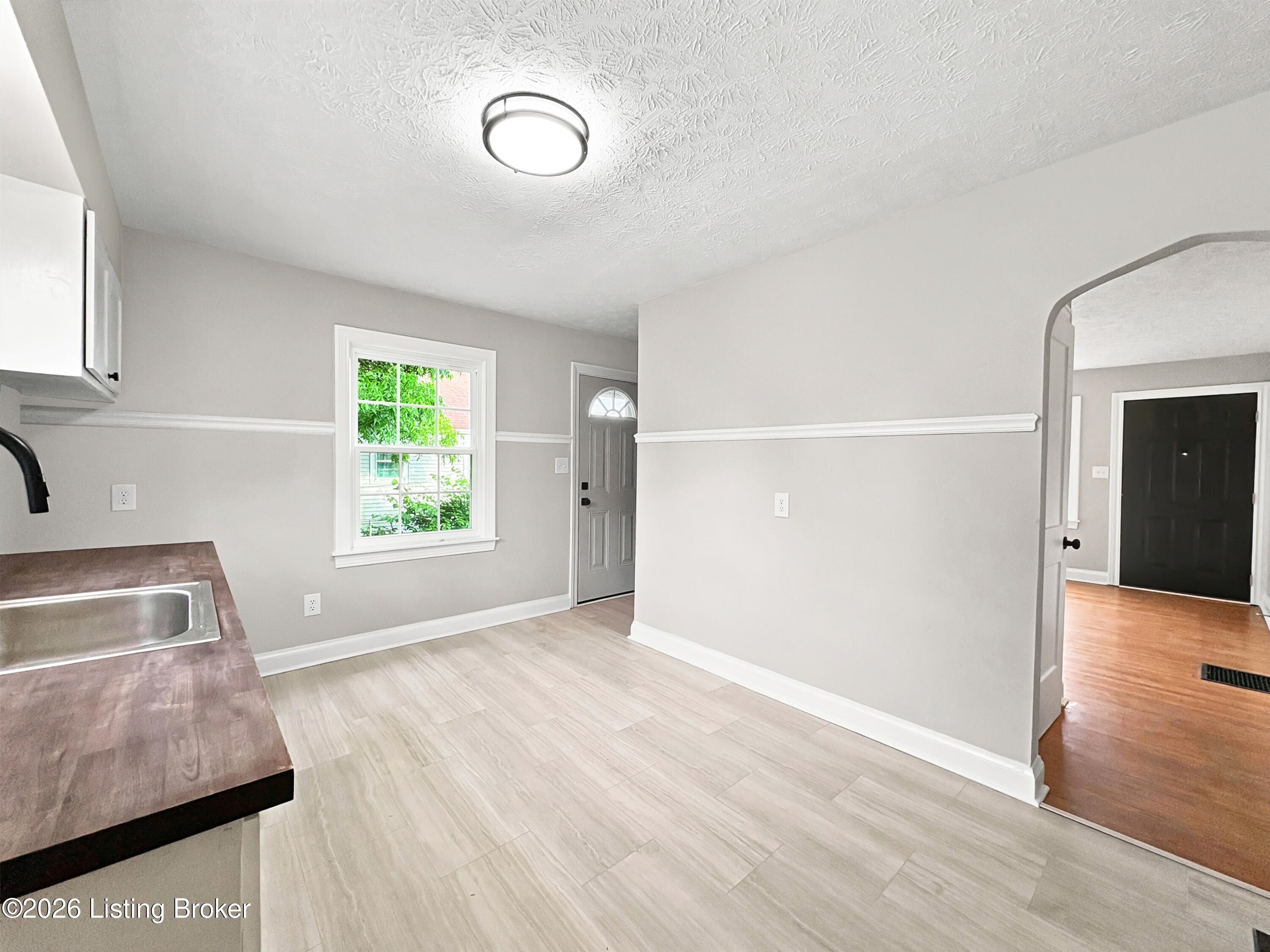 6215 Fox Ave Property Photo 22