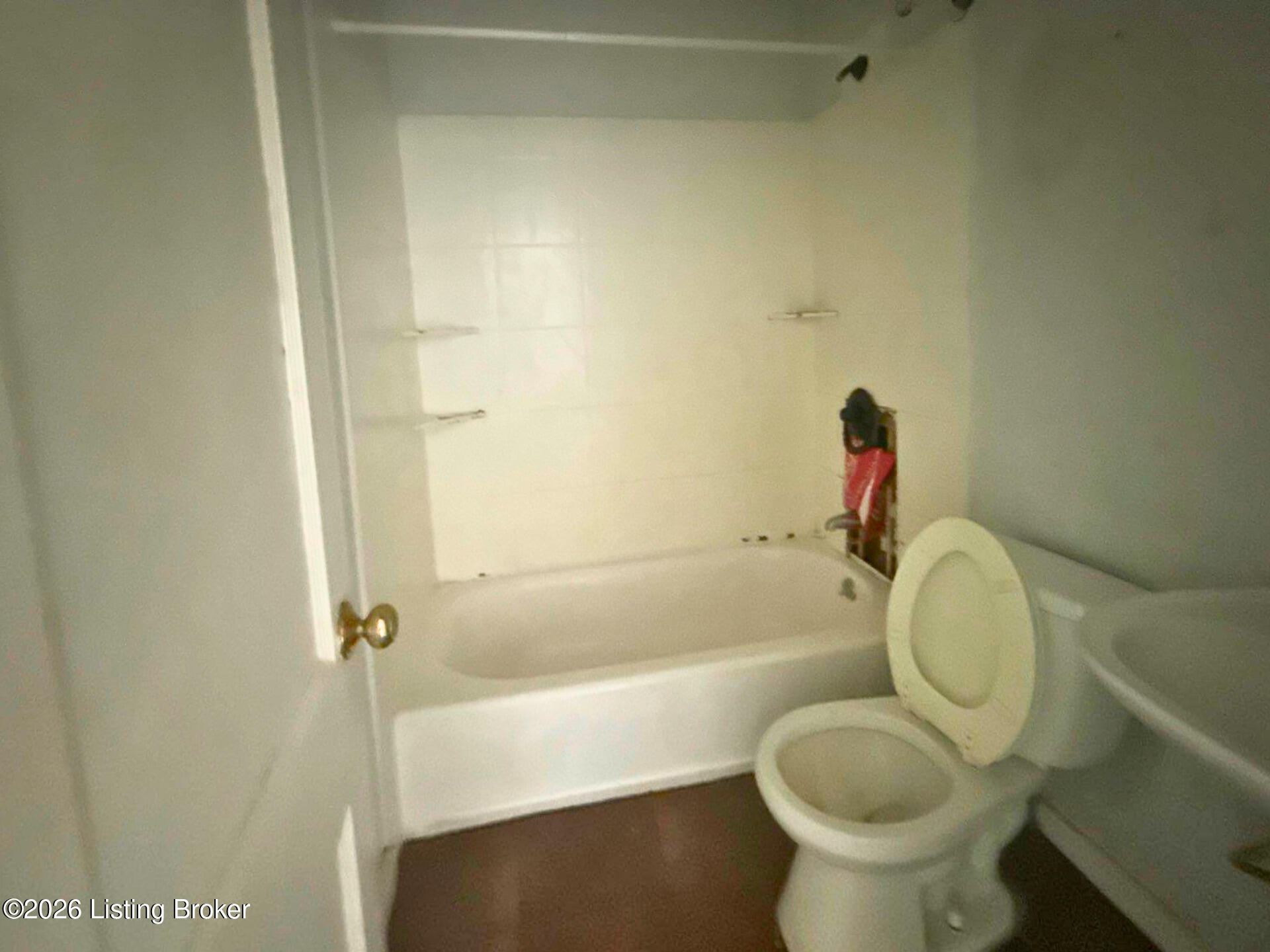 2901 Montana Ave Property Photo 10
