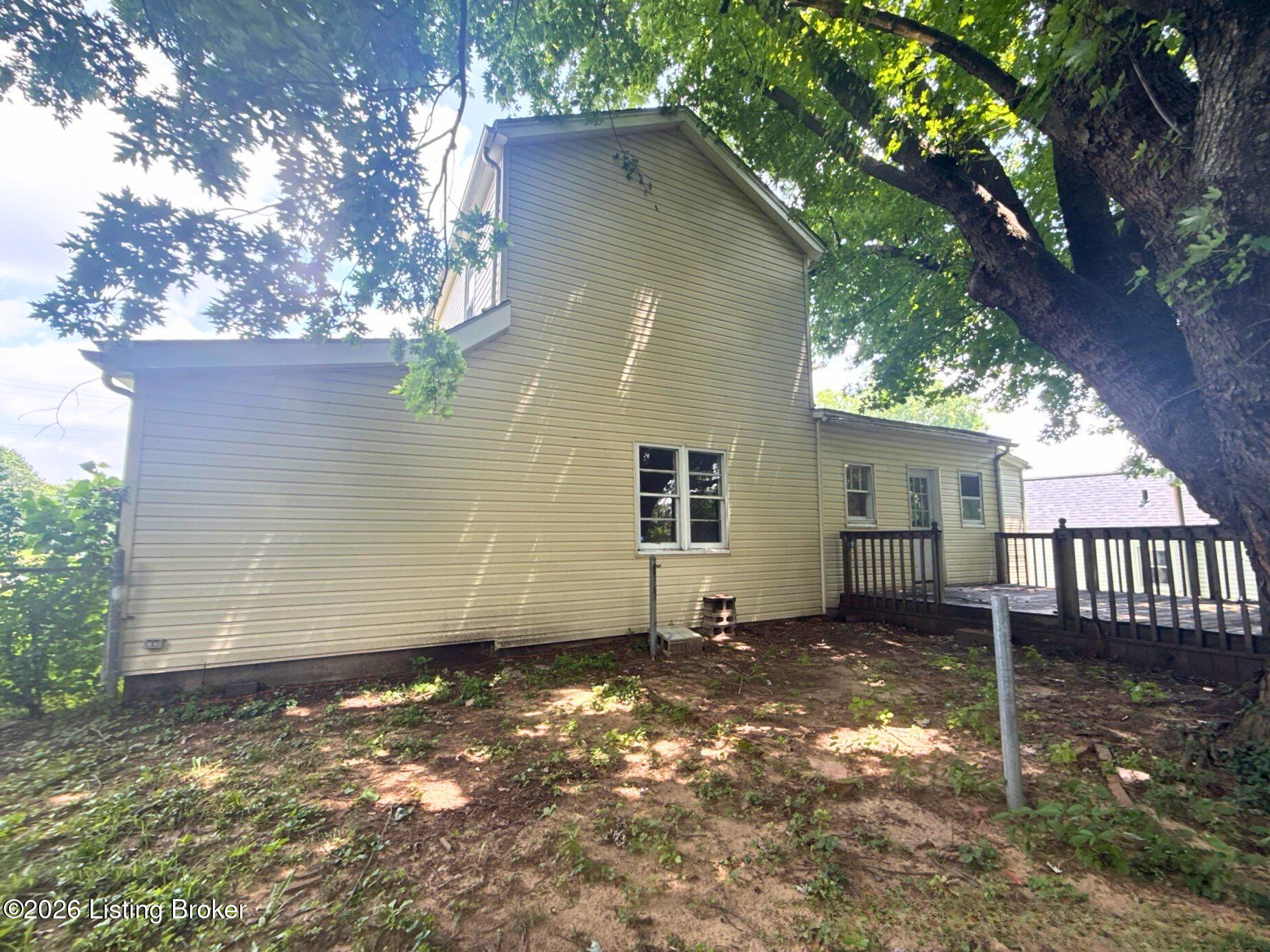 2901 Montana Ave Property Photo 16