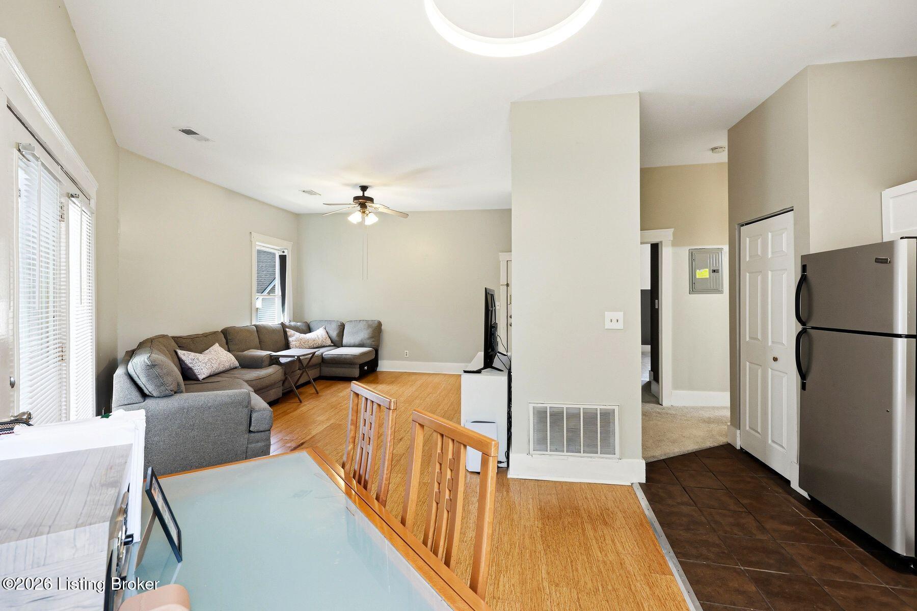 1140 S 1st St 6 Property Photo 12