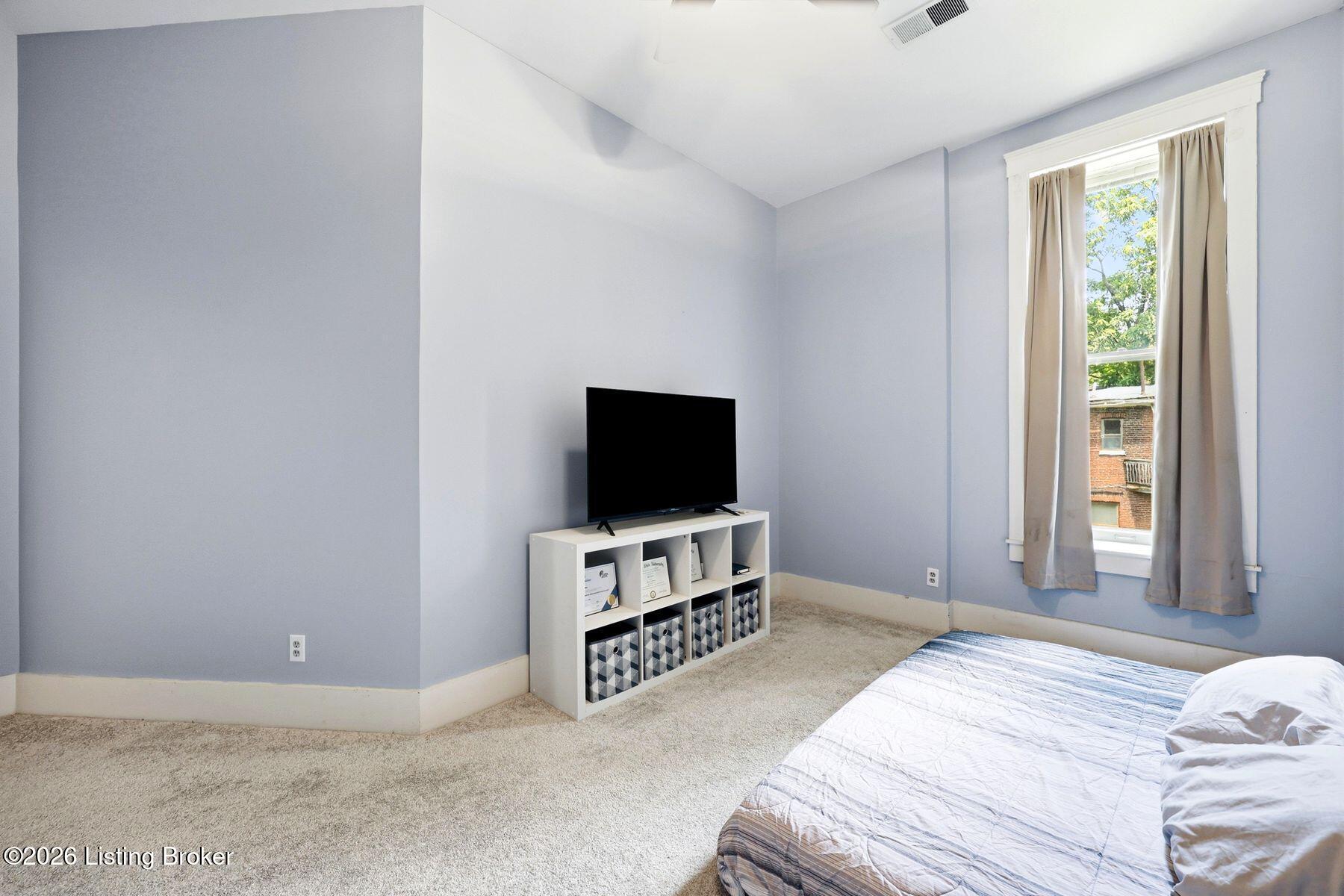 1140 S 1st St 6 Property Photo 22