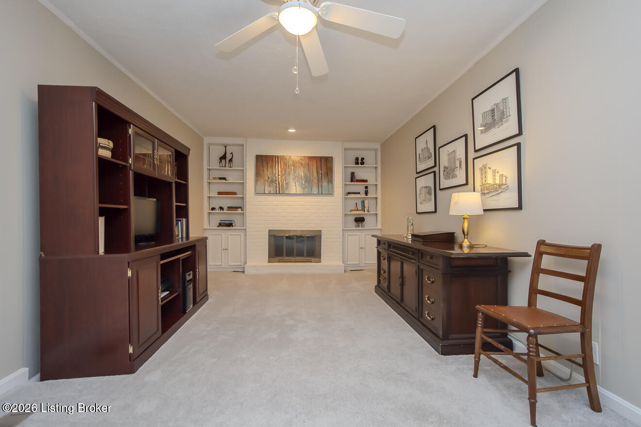1023 Whetstone Way Property Photo 3