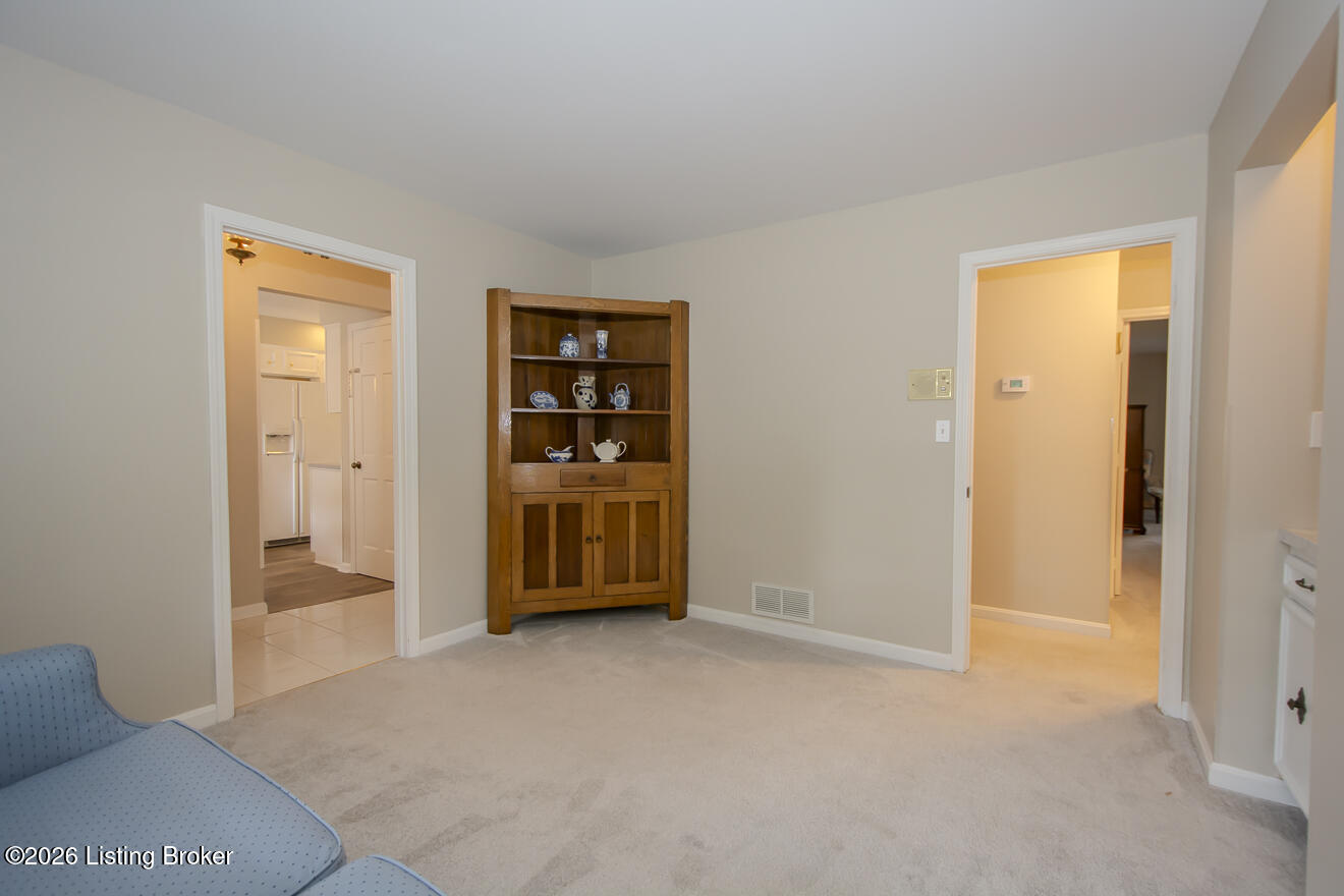 1023 Whetstone Way Property Photo 14