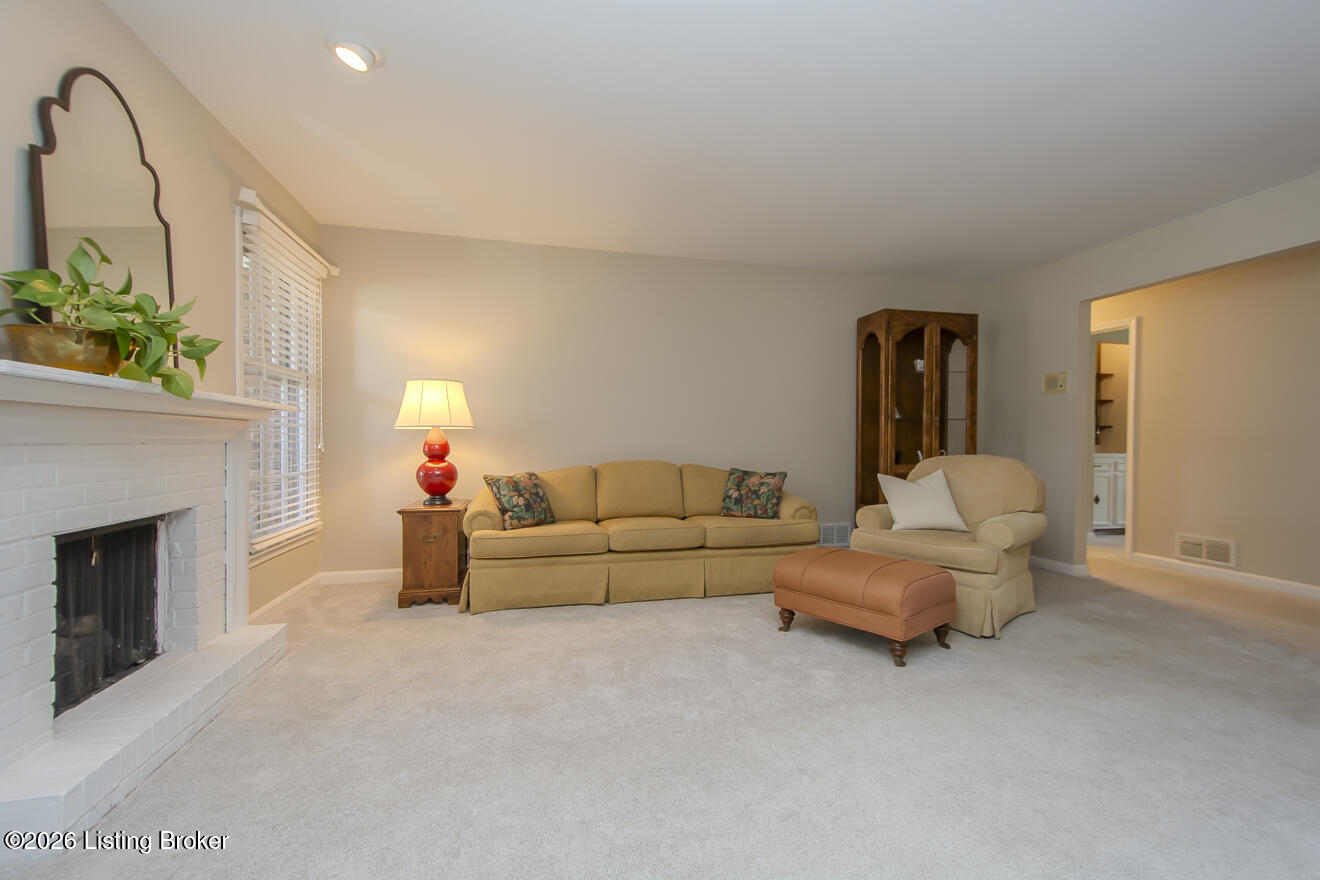 1023 Whetstone Way Property Photo 18