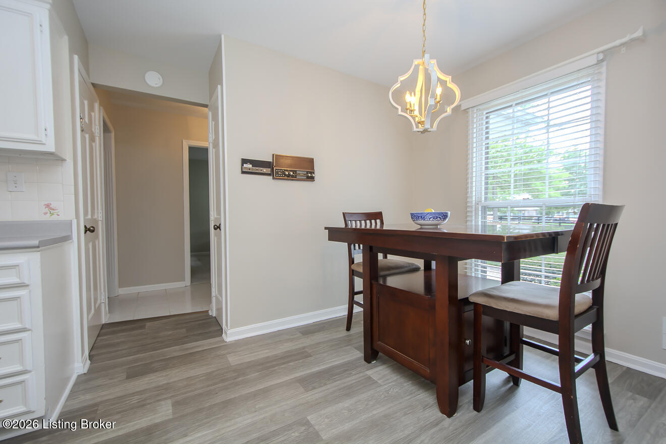1023 Whetstone Way Property Photo 21