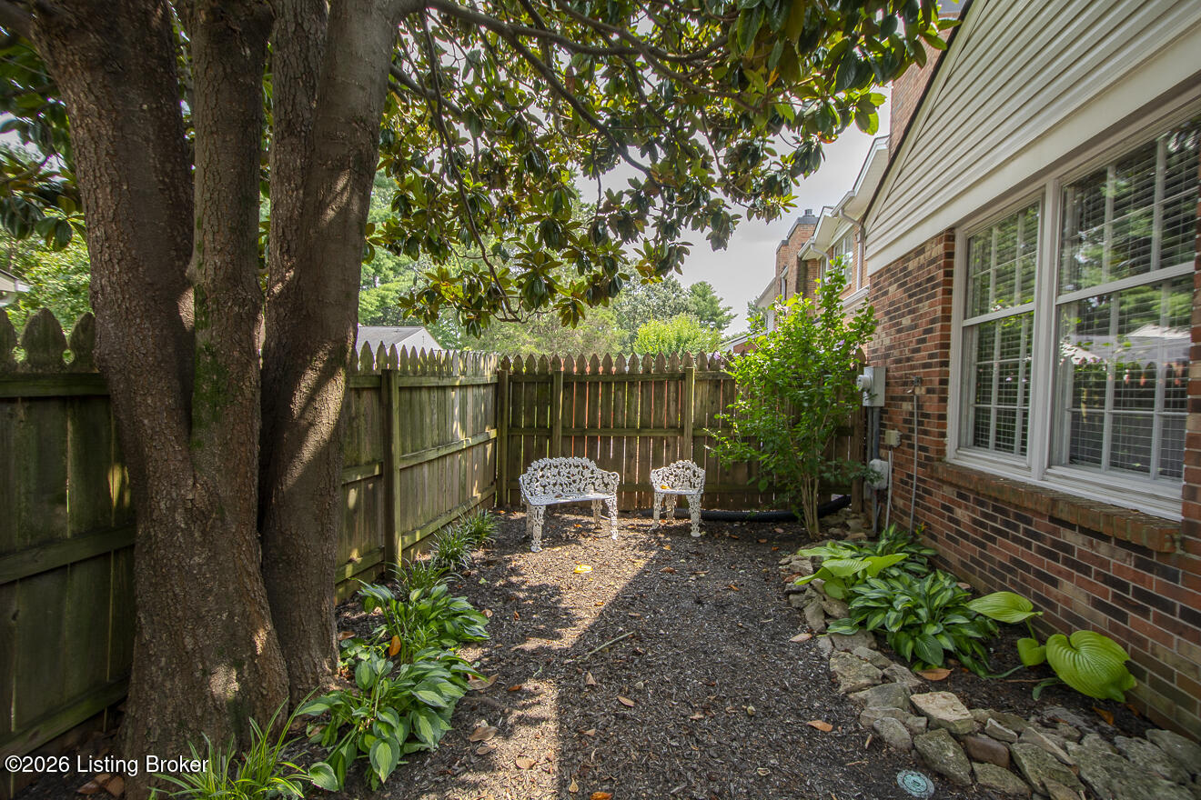 1023 Whetstone Way Property Photo 46