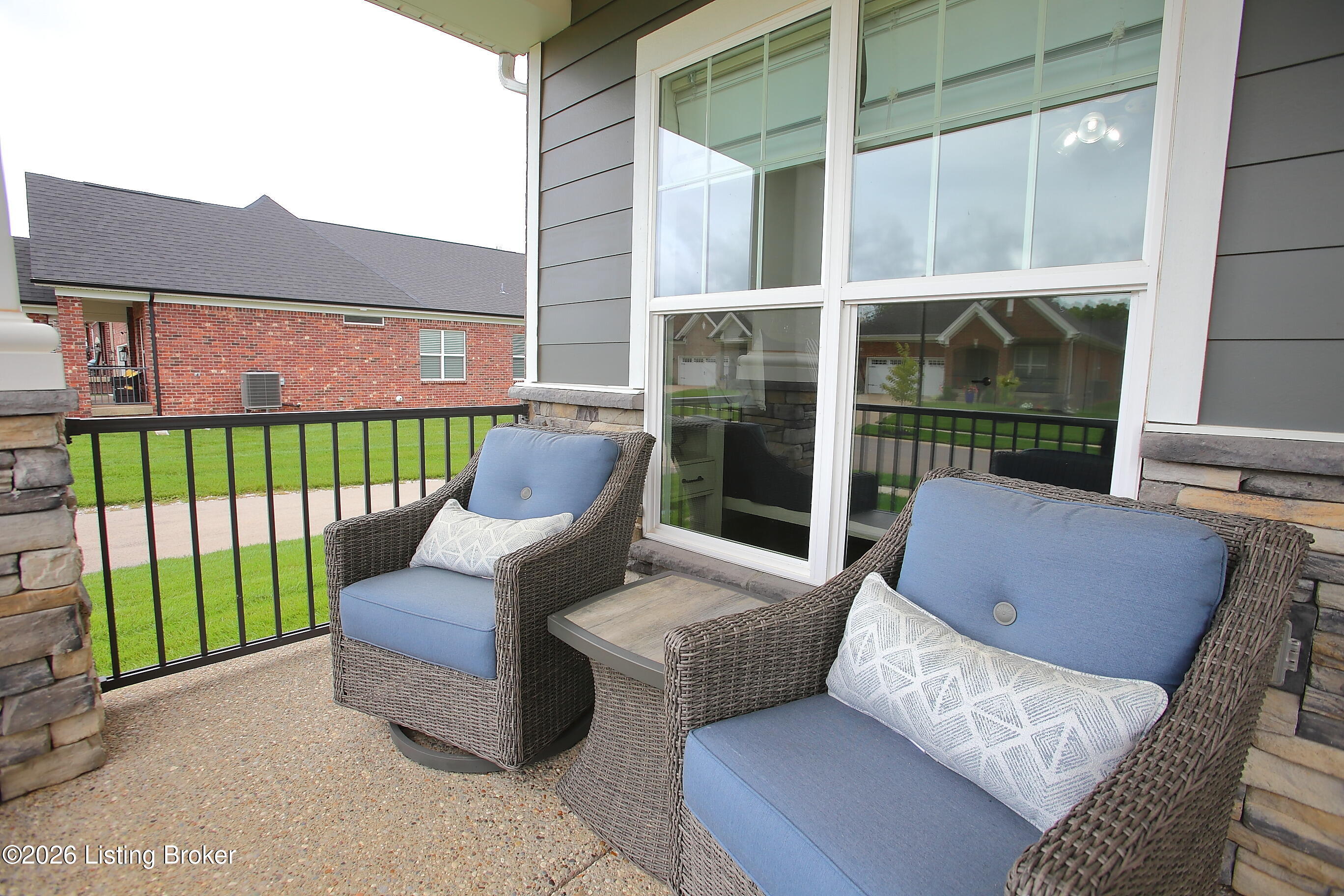 5724 Ruby Falls Dr Property Photo 8