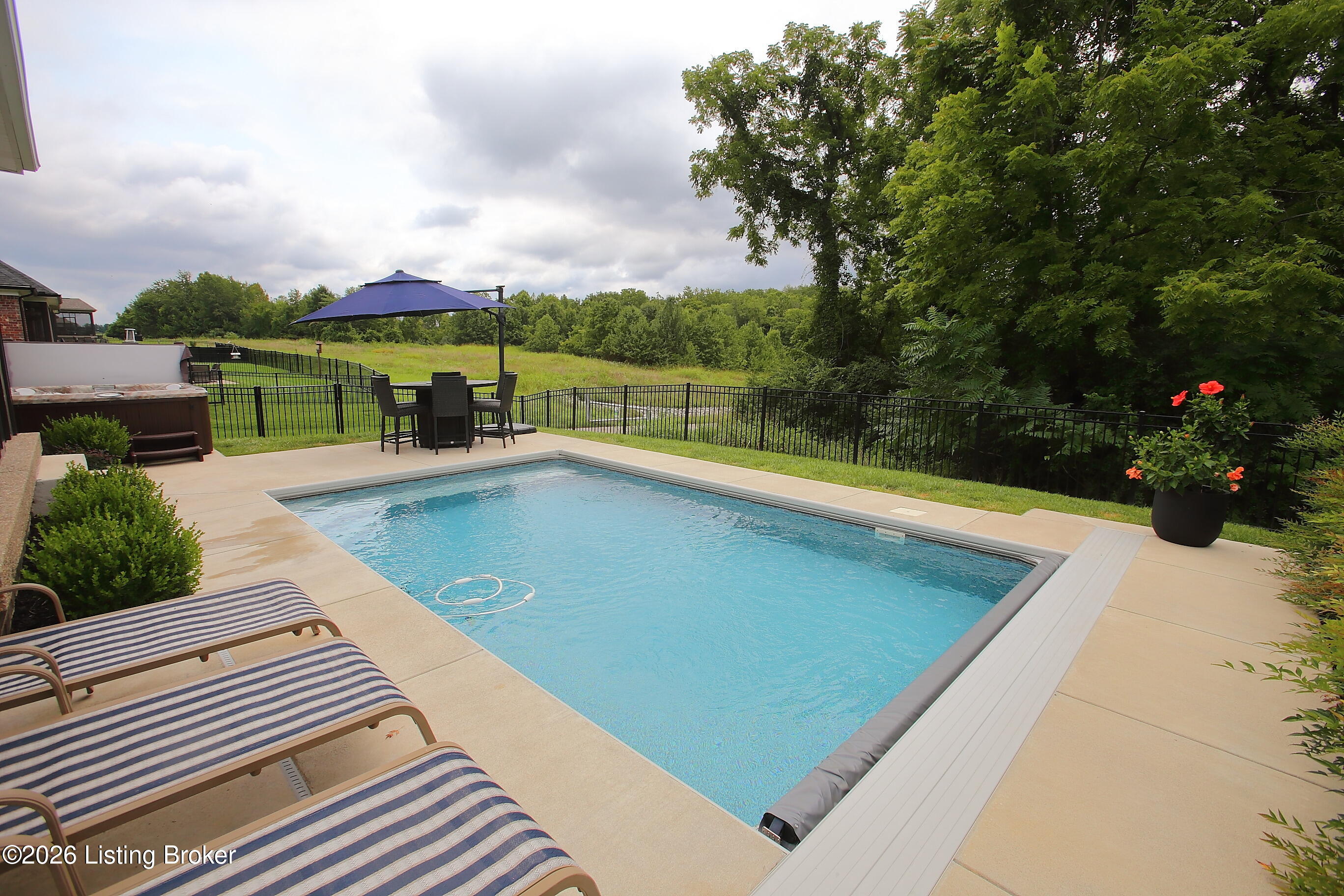 5724 Ruby Falls Dr Property Photo 81