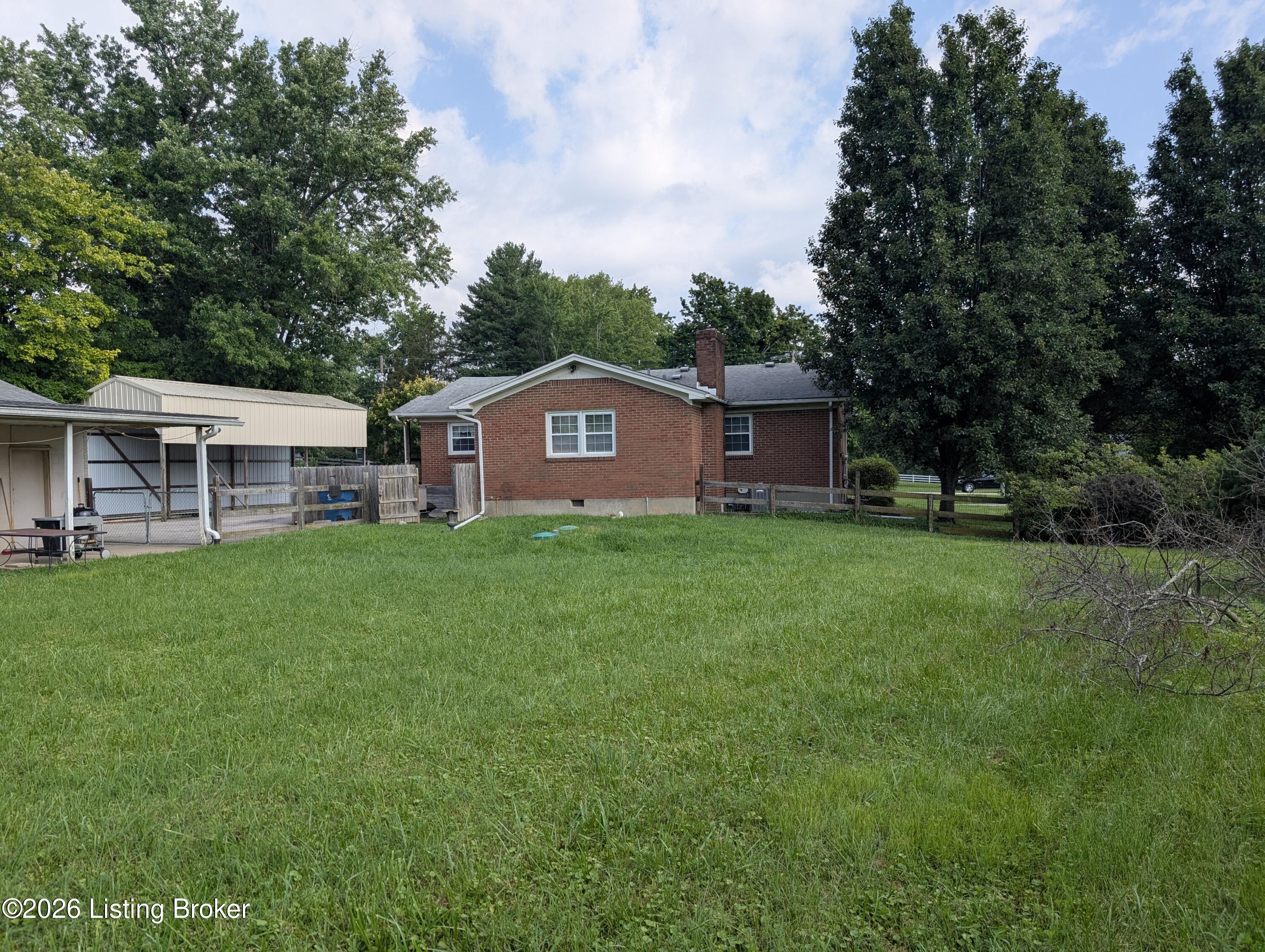 7804 E Manslick Rd Property Photo 39