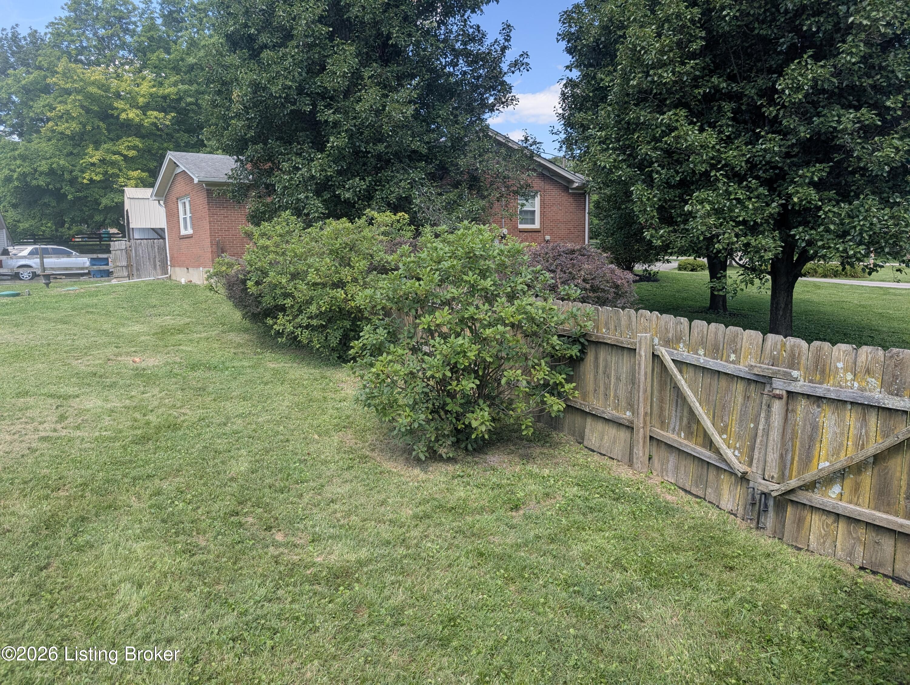 7804 E Manslick Rd Property Photo 51