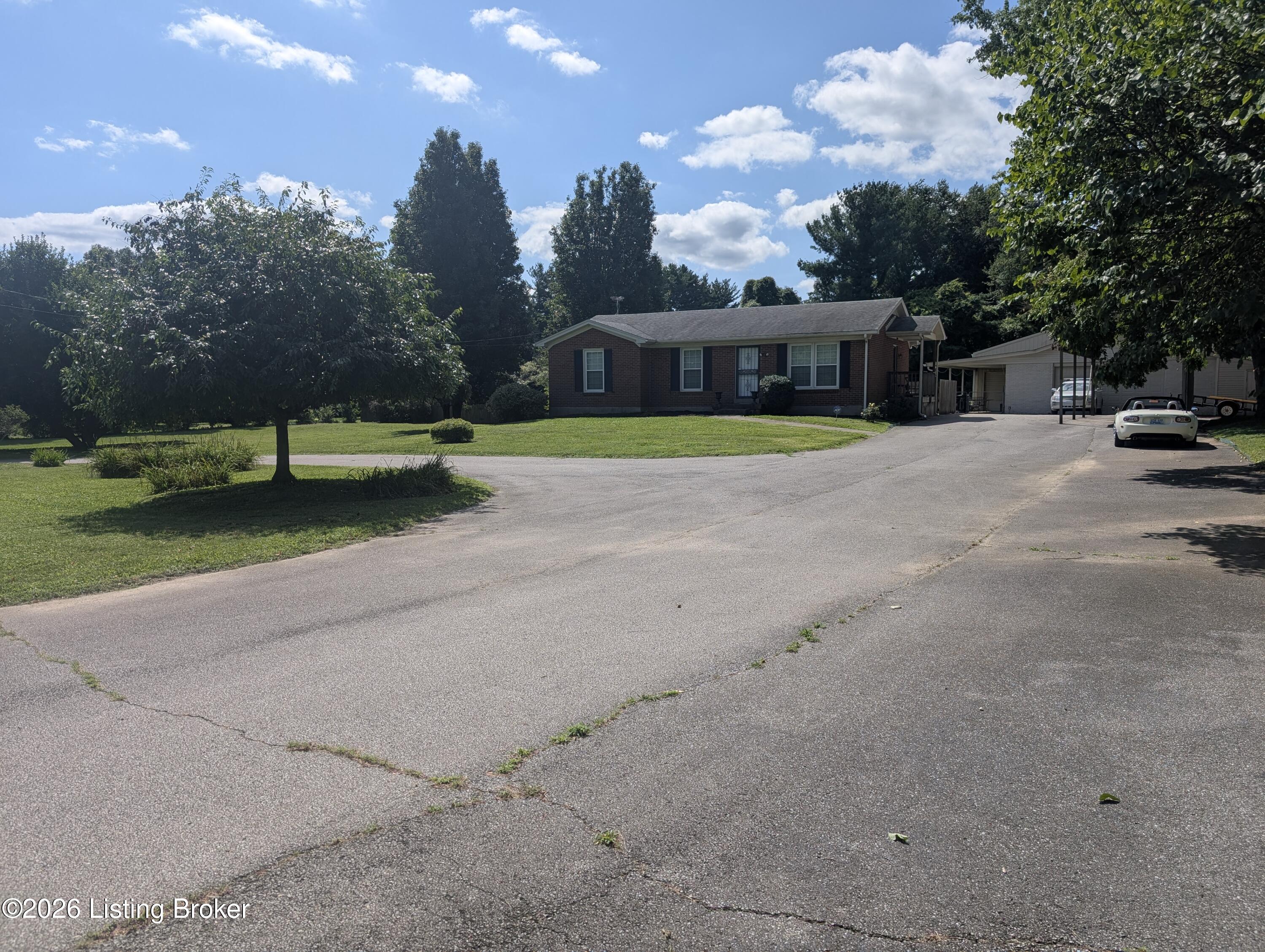7804 E Manslick Rd Property Photo 55