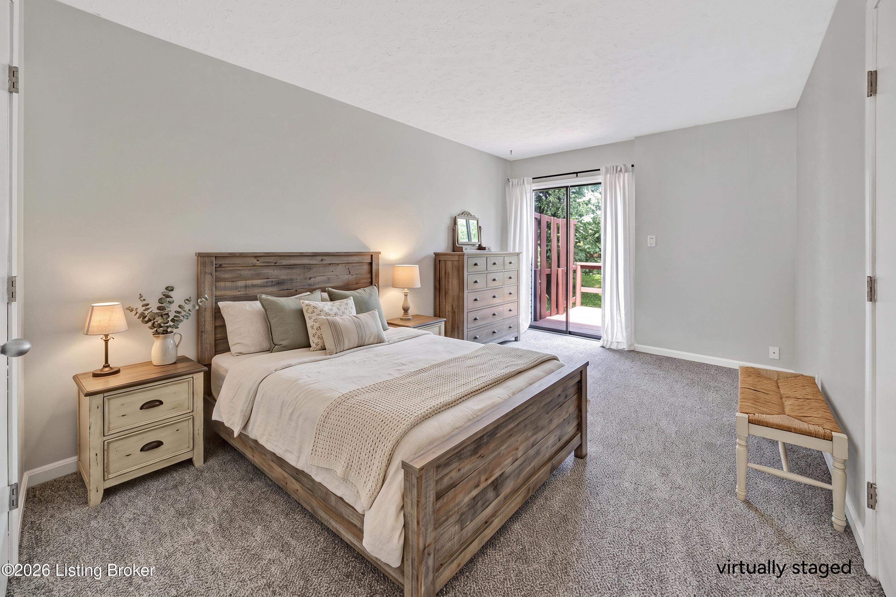 10787 Colonial Woods Way Property Photo 11
