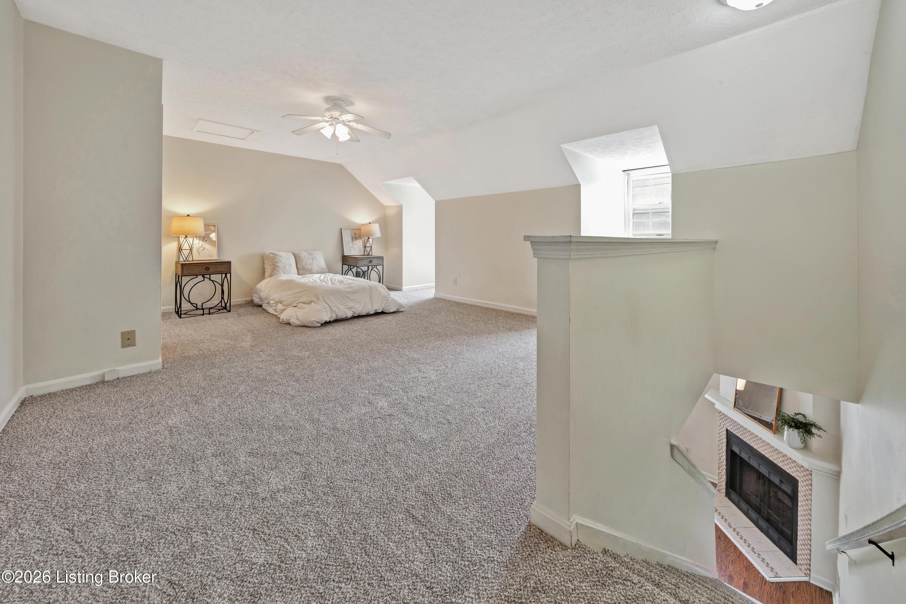 10787 Colonial Woods Way Property Photo 14