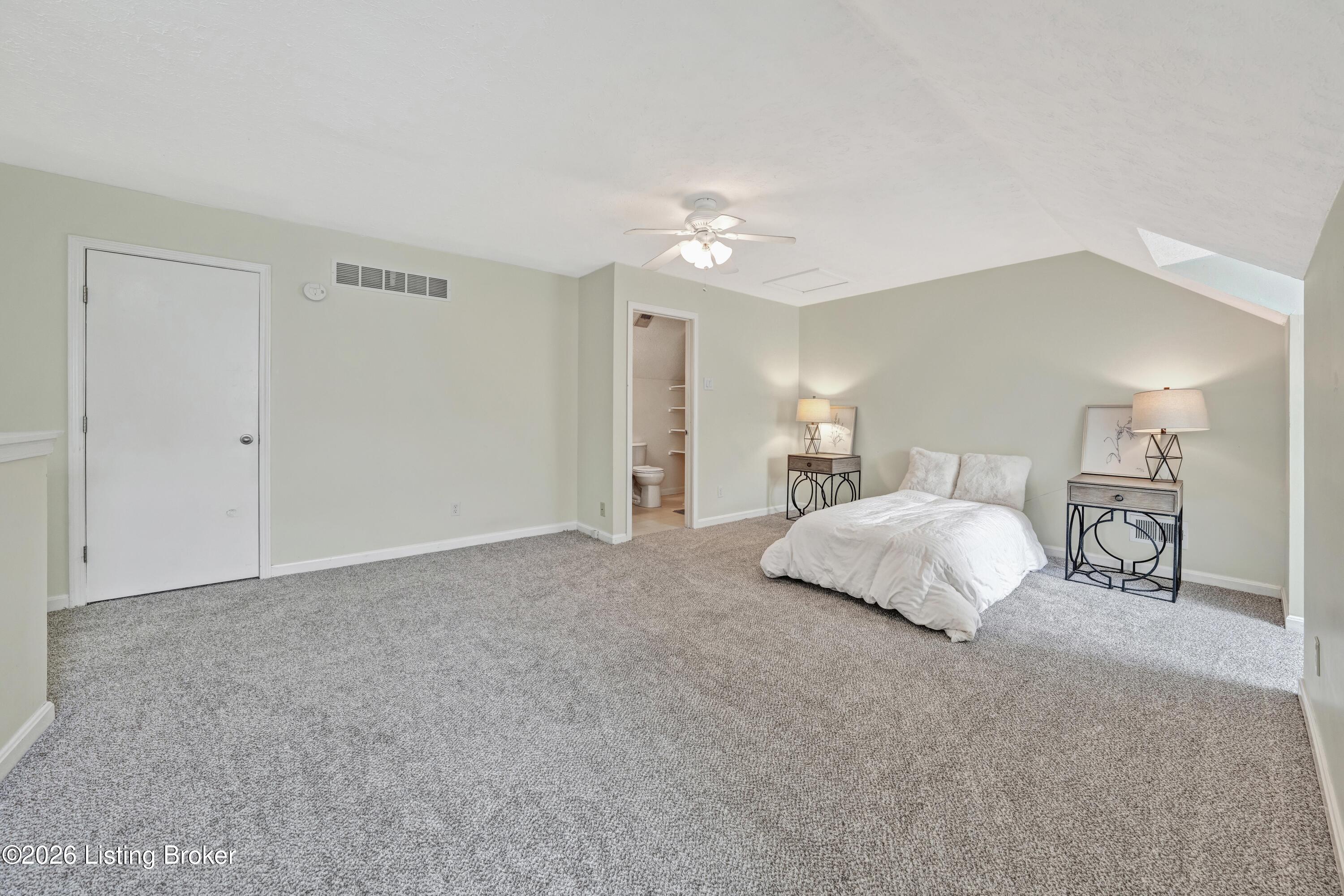 10787 Colonial Woods Way Property Photo 15