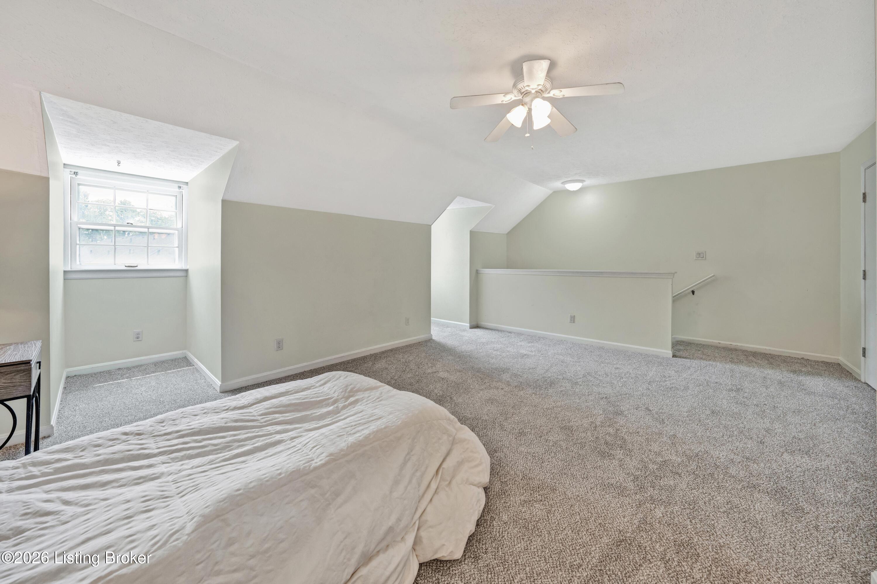 10787 Colonial Woods Way Property Photo 16