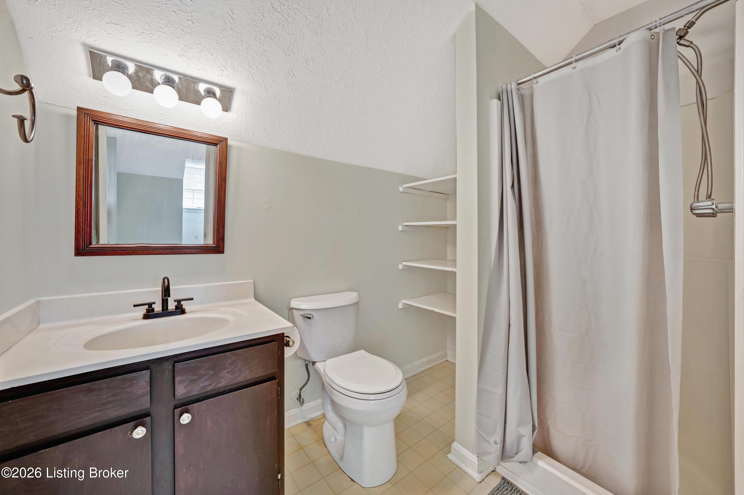 10787 Colonial Woods Way Property Photo 17