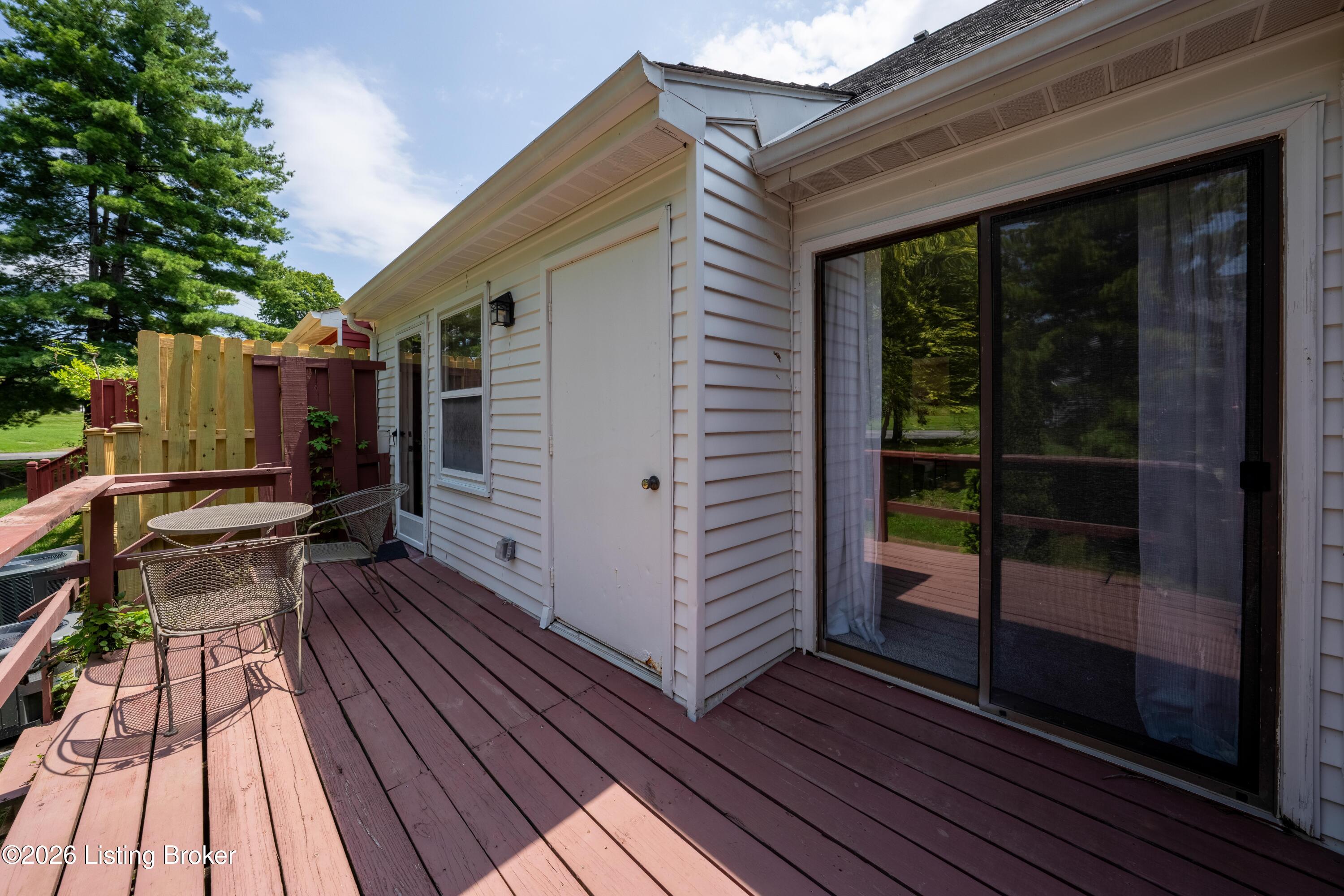 10787 Colonial Woods Way Property Photo 21