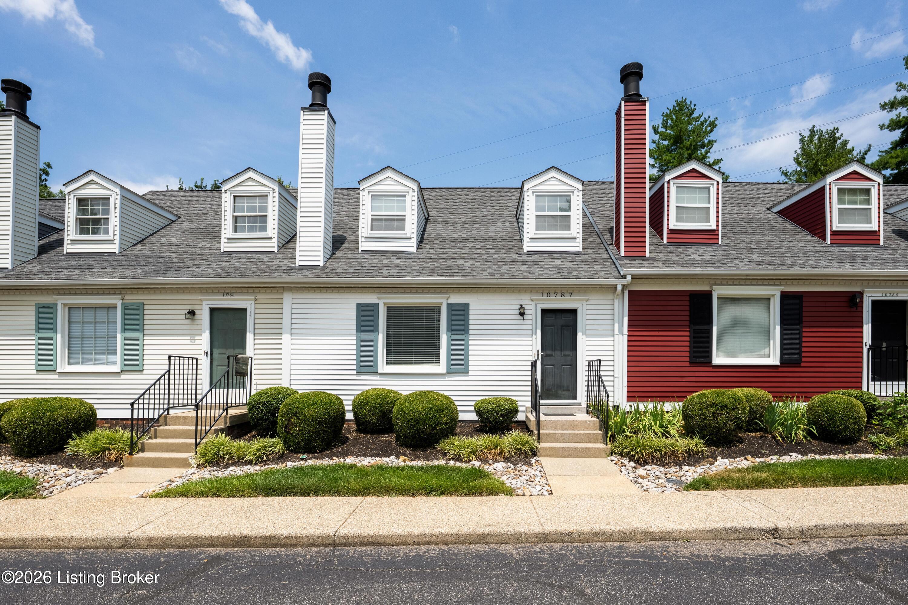 10787 Colonial Woods Way Property Photo 24